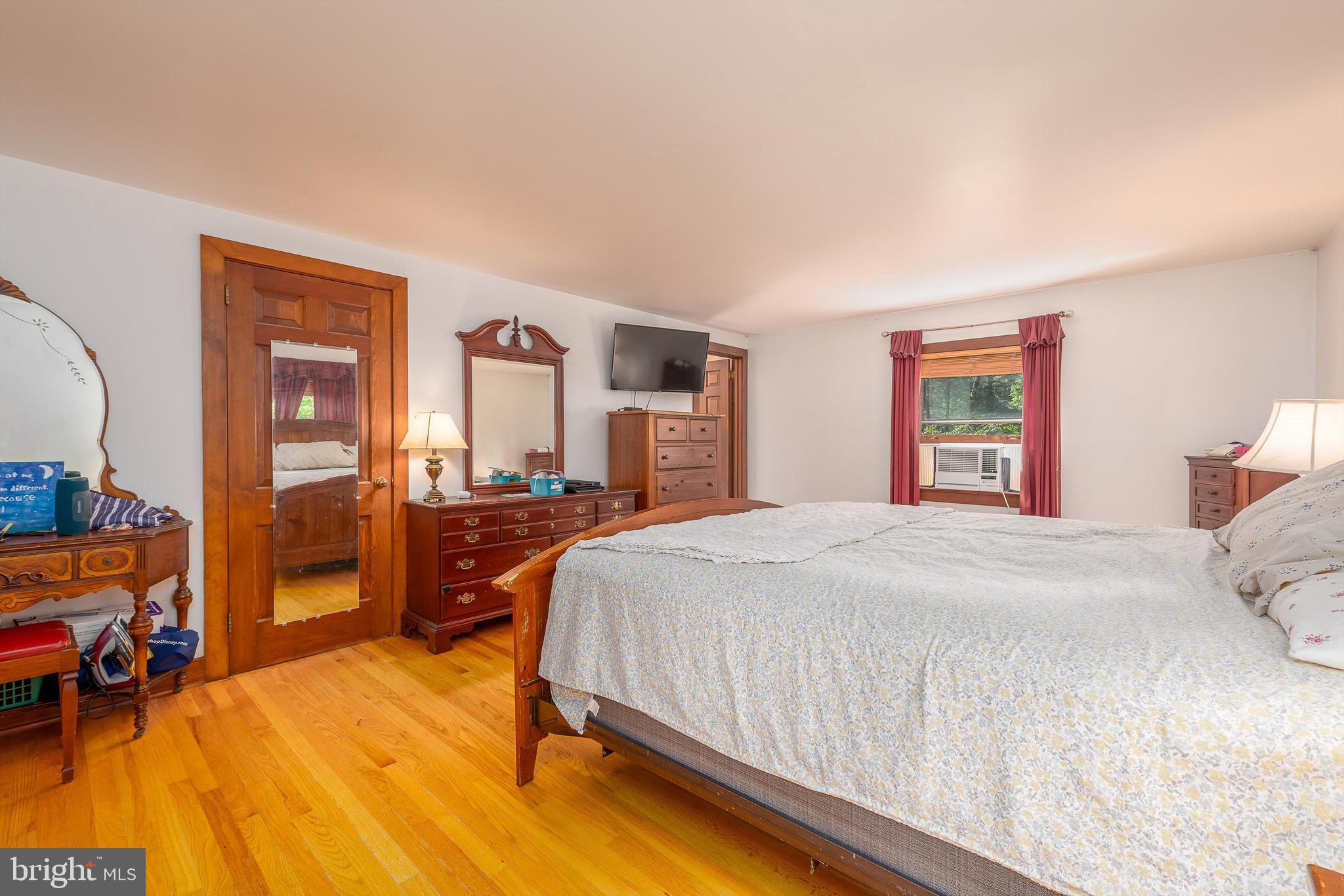 121 Elderberry Dr
