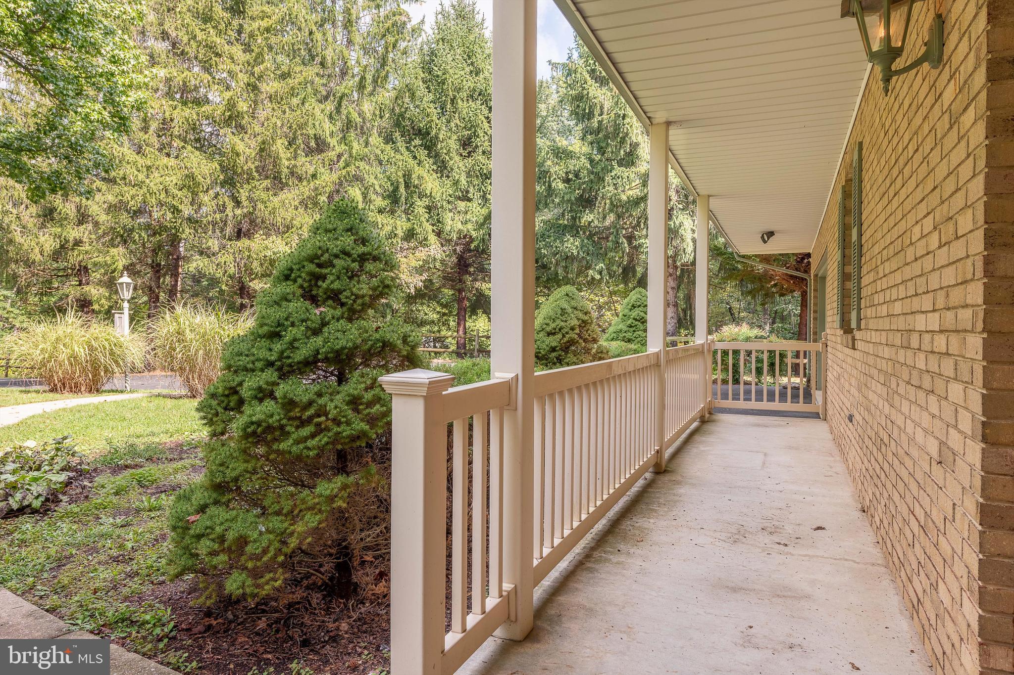 160 Cottage Place Dr