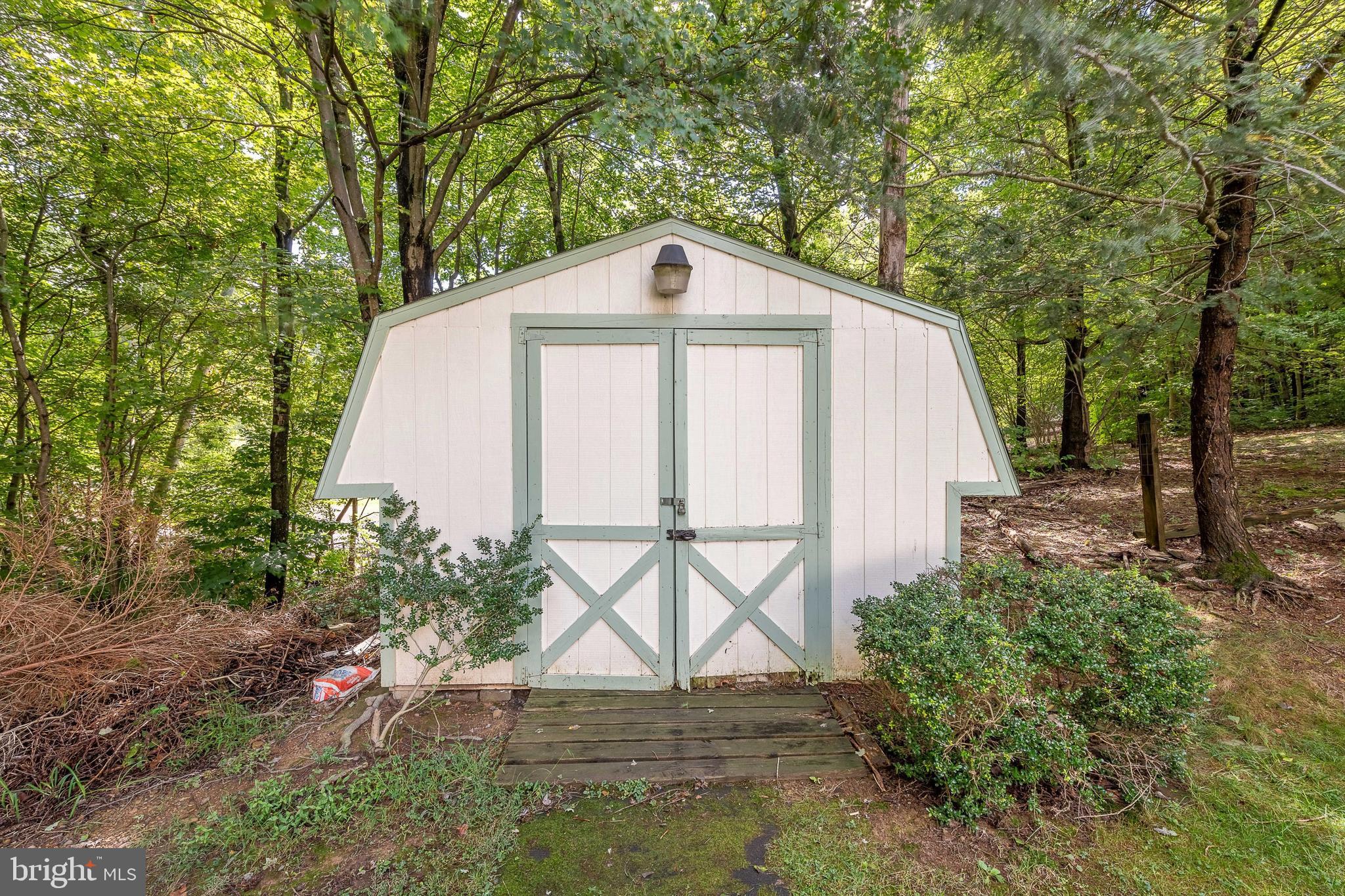 160 Cottage Place Dr