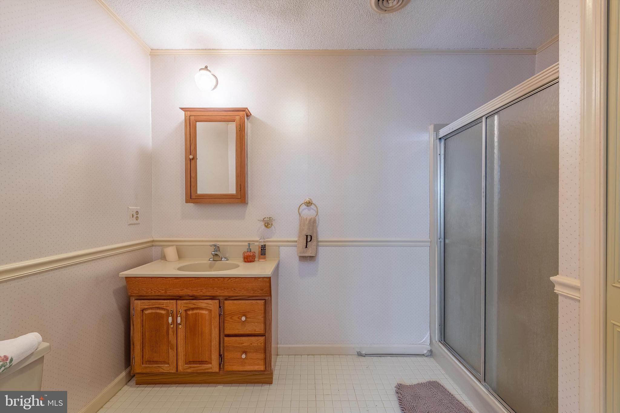 160 Cottage Place Dr