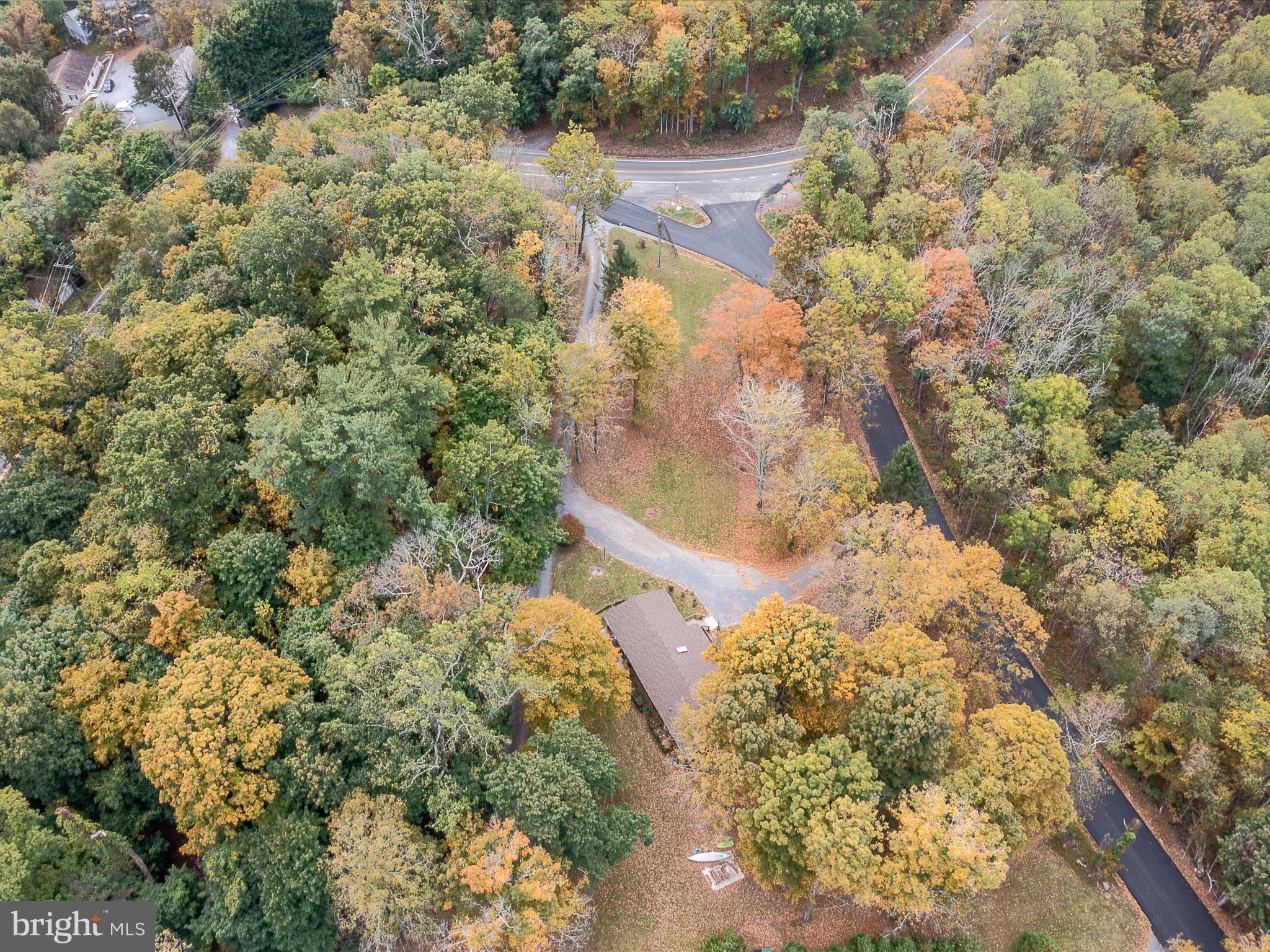 56 Sir Johns Run Rd