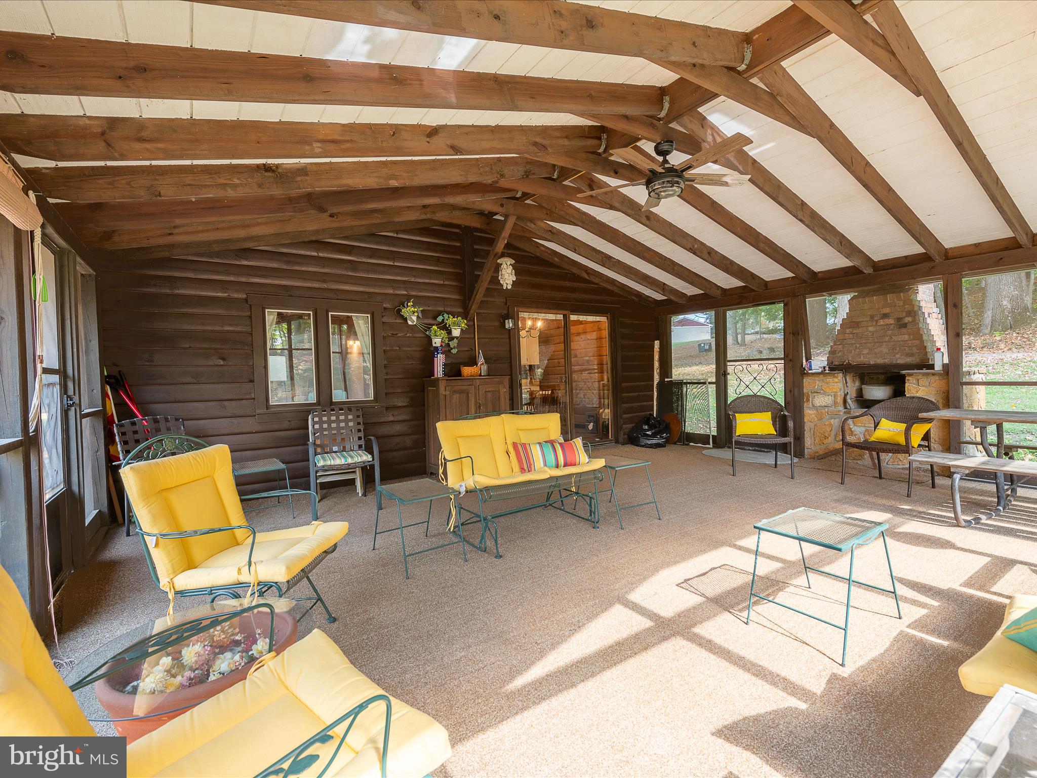 56 Sir Johns Run Rd