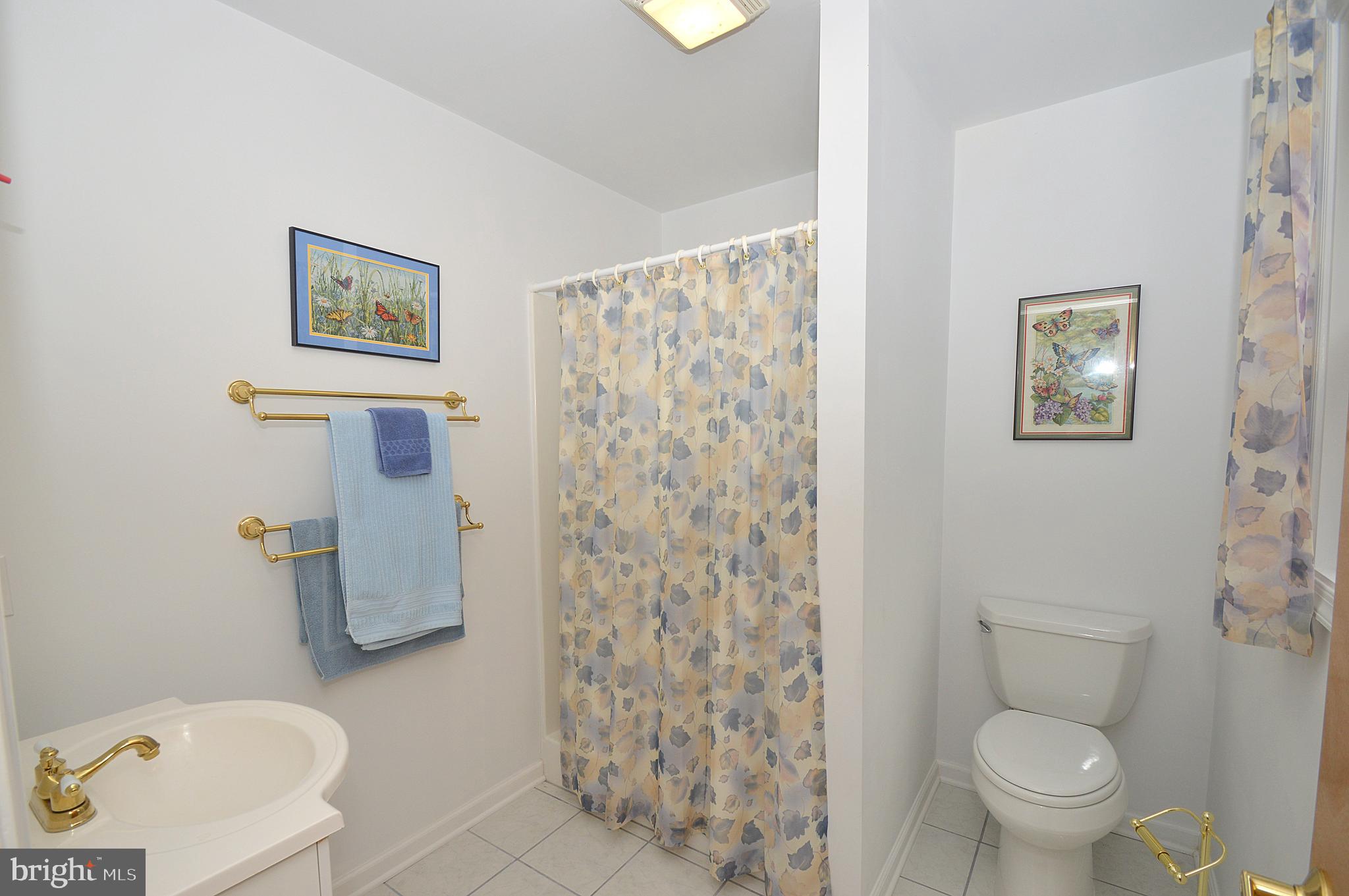 7 Lantern Ln