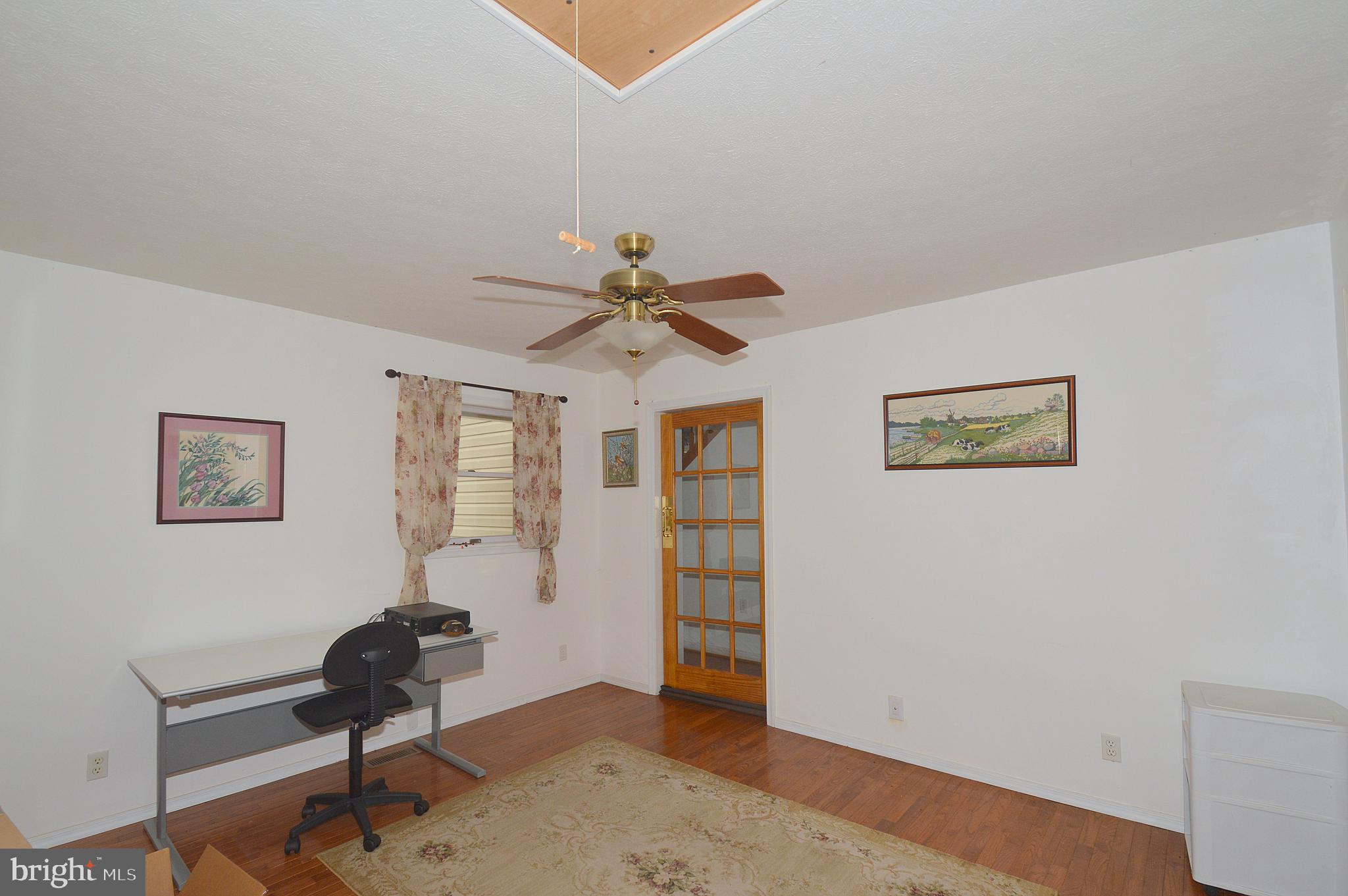 7 Lantern Ln