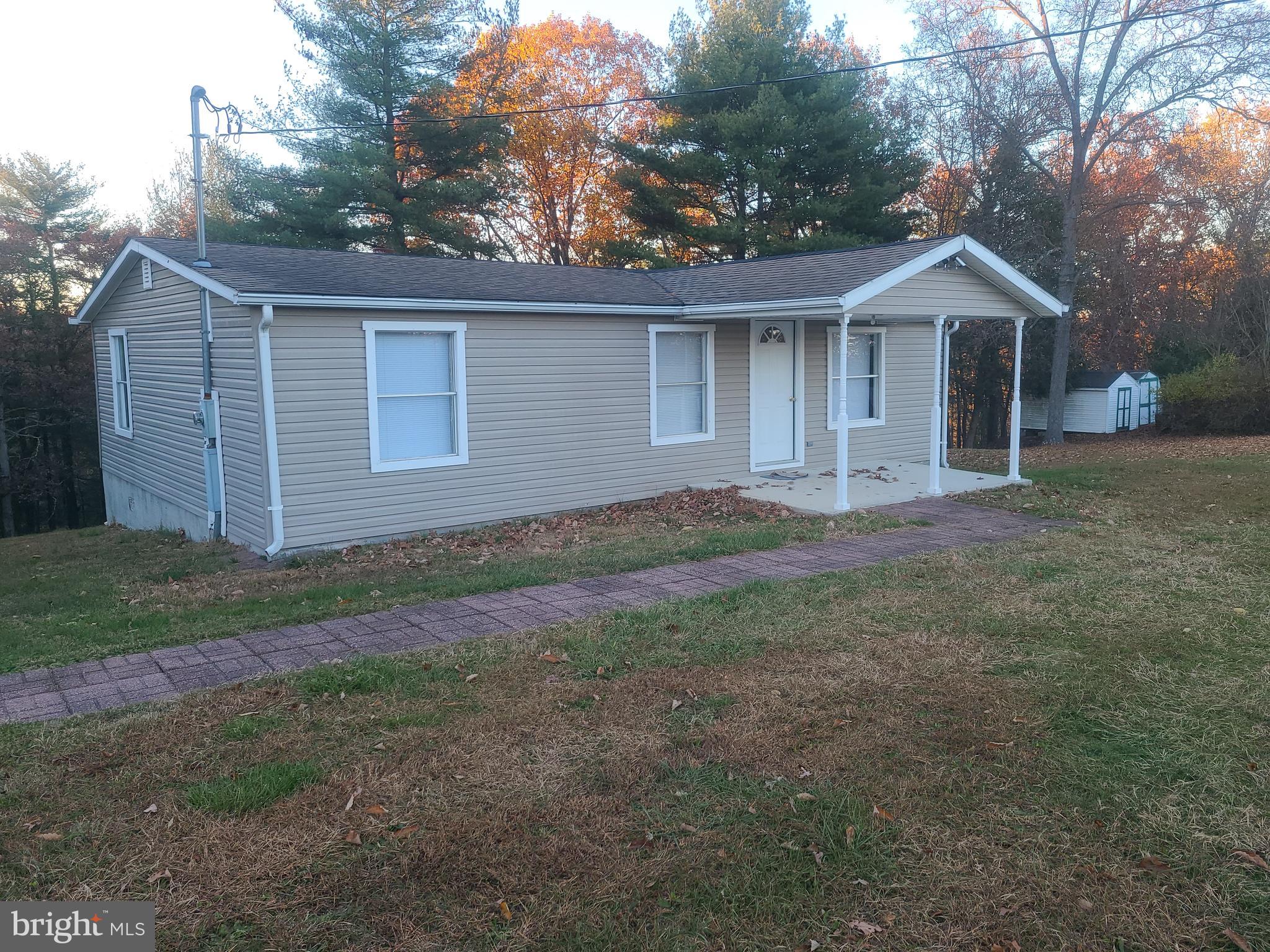 831 Longview Dr