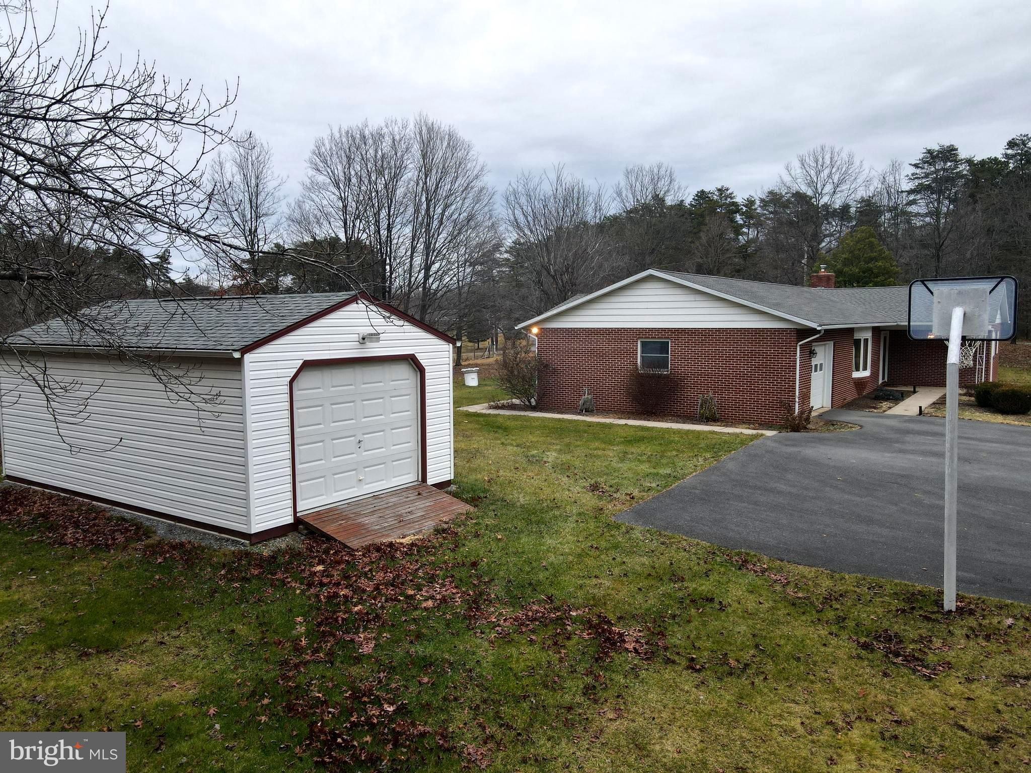 315 Shirley Dr