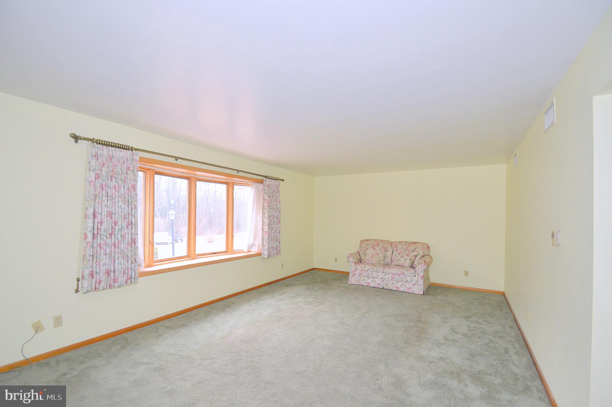 315 Shirley Dr
