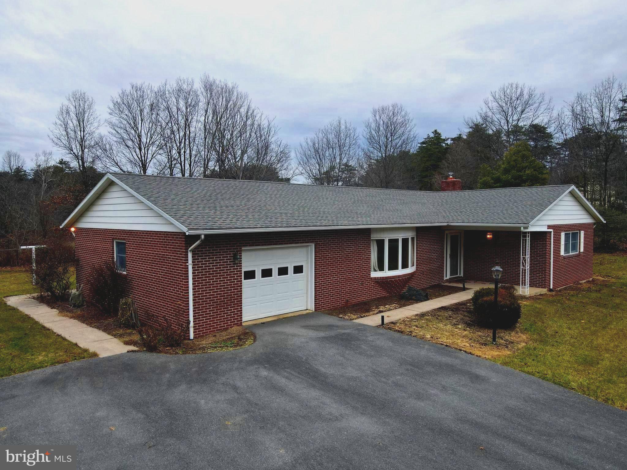 315 Shirley Dr