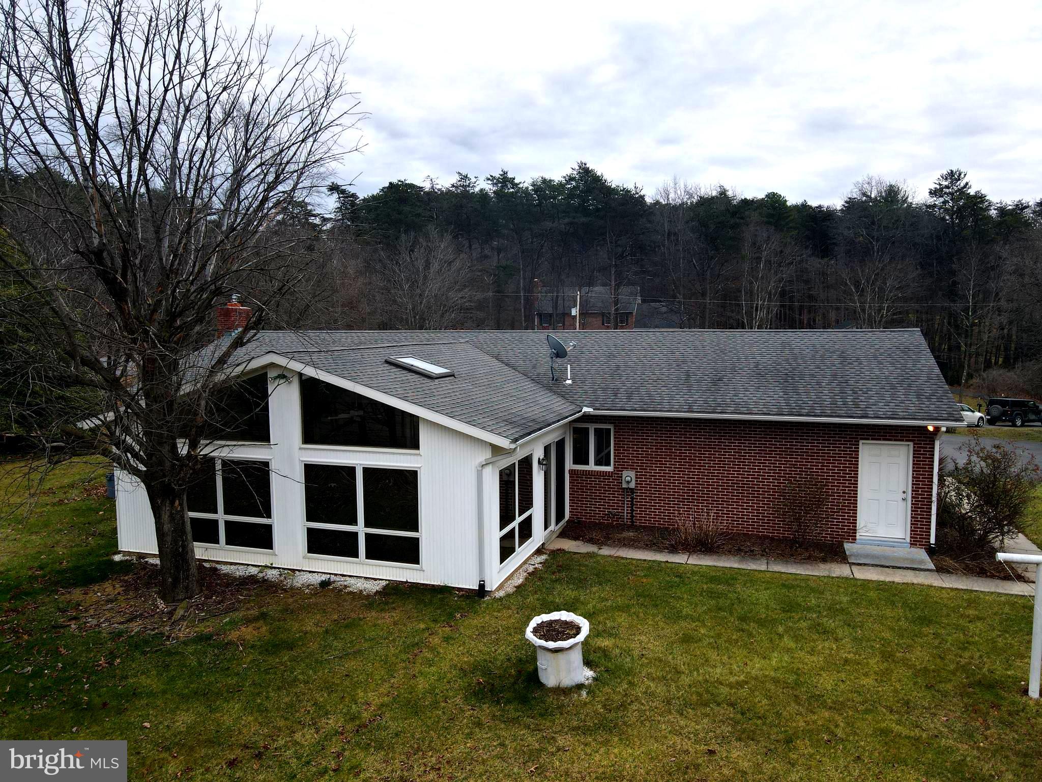 315 Shirley Dr
