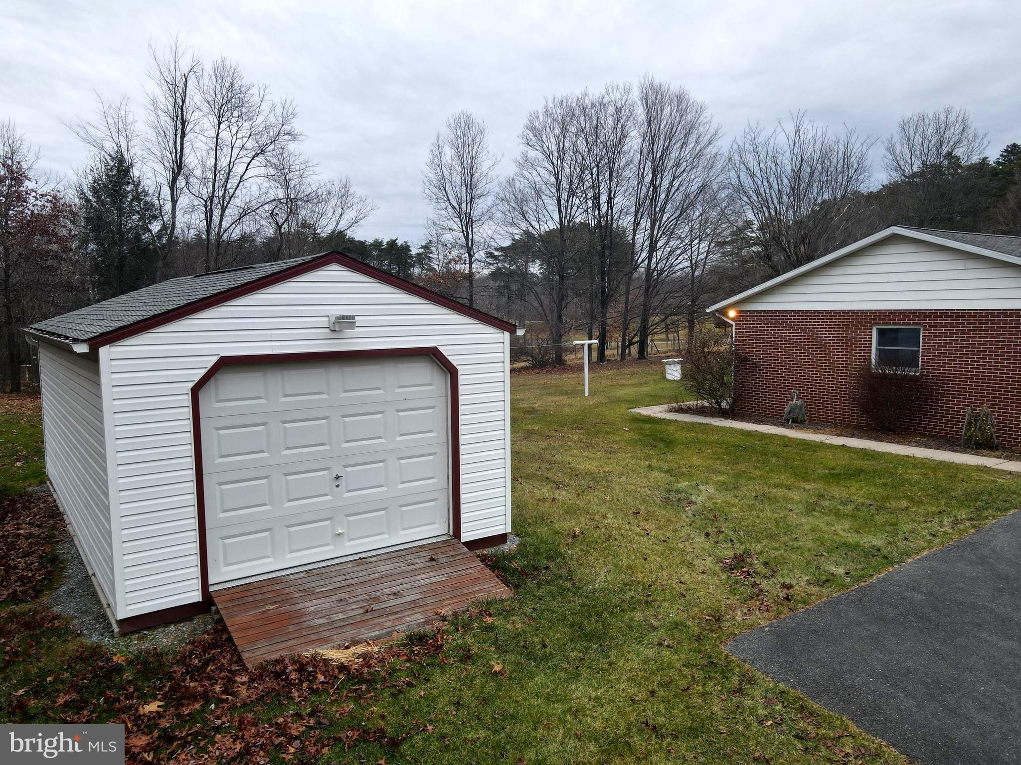 315 Shirley Dr