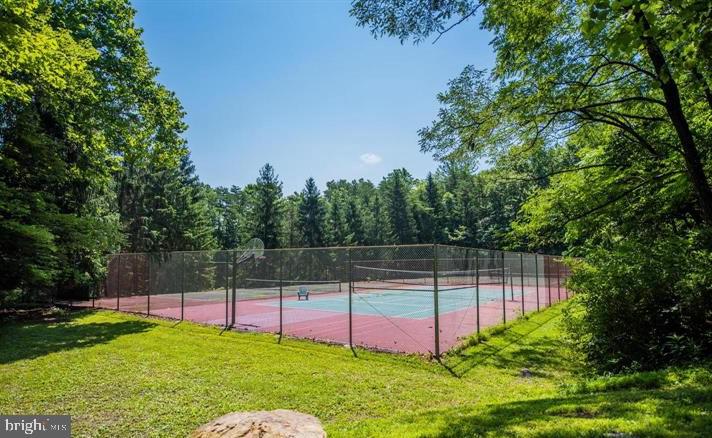 170 Cardinal Ln