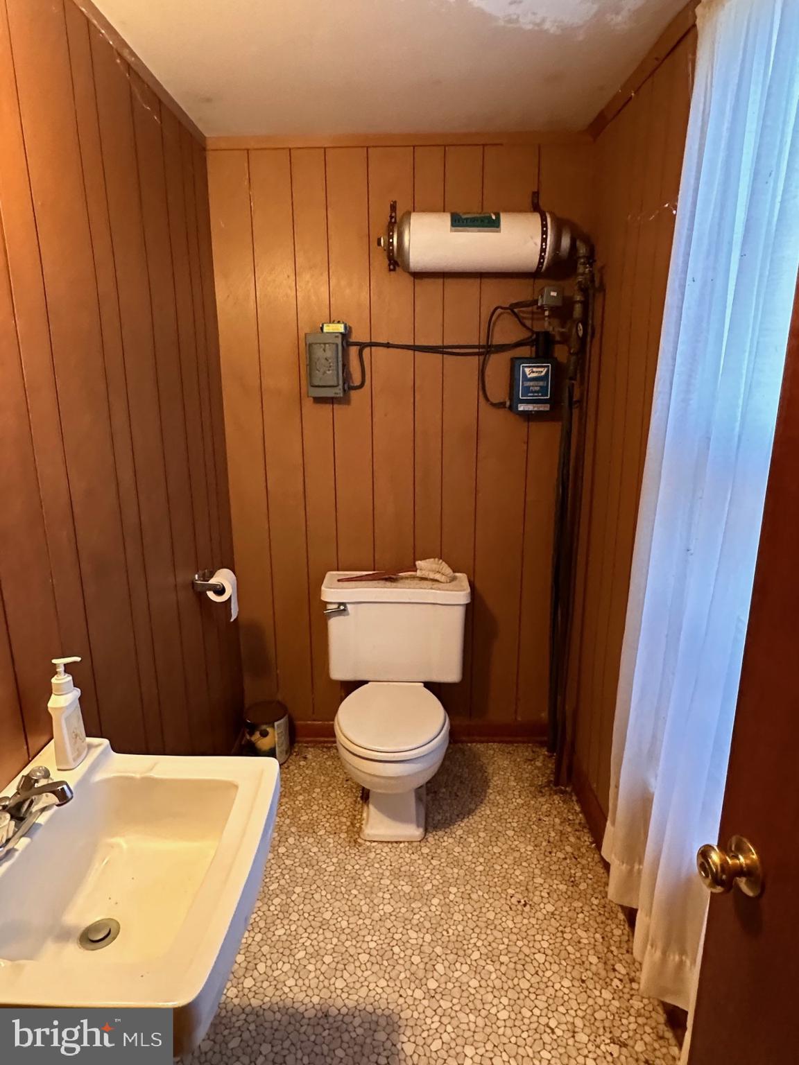 1663 Sticky Kline Rd