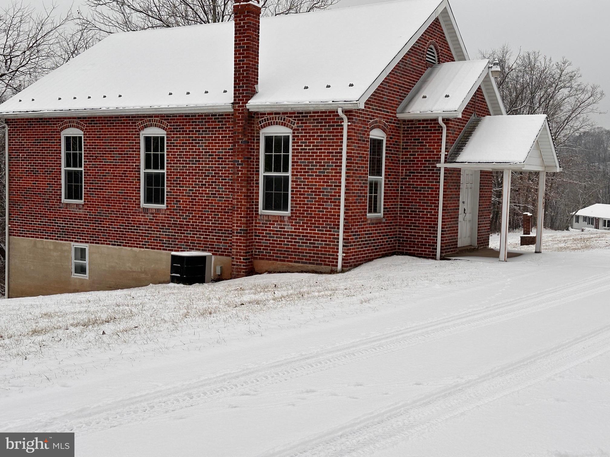 1663 Sticky Kline Rd