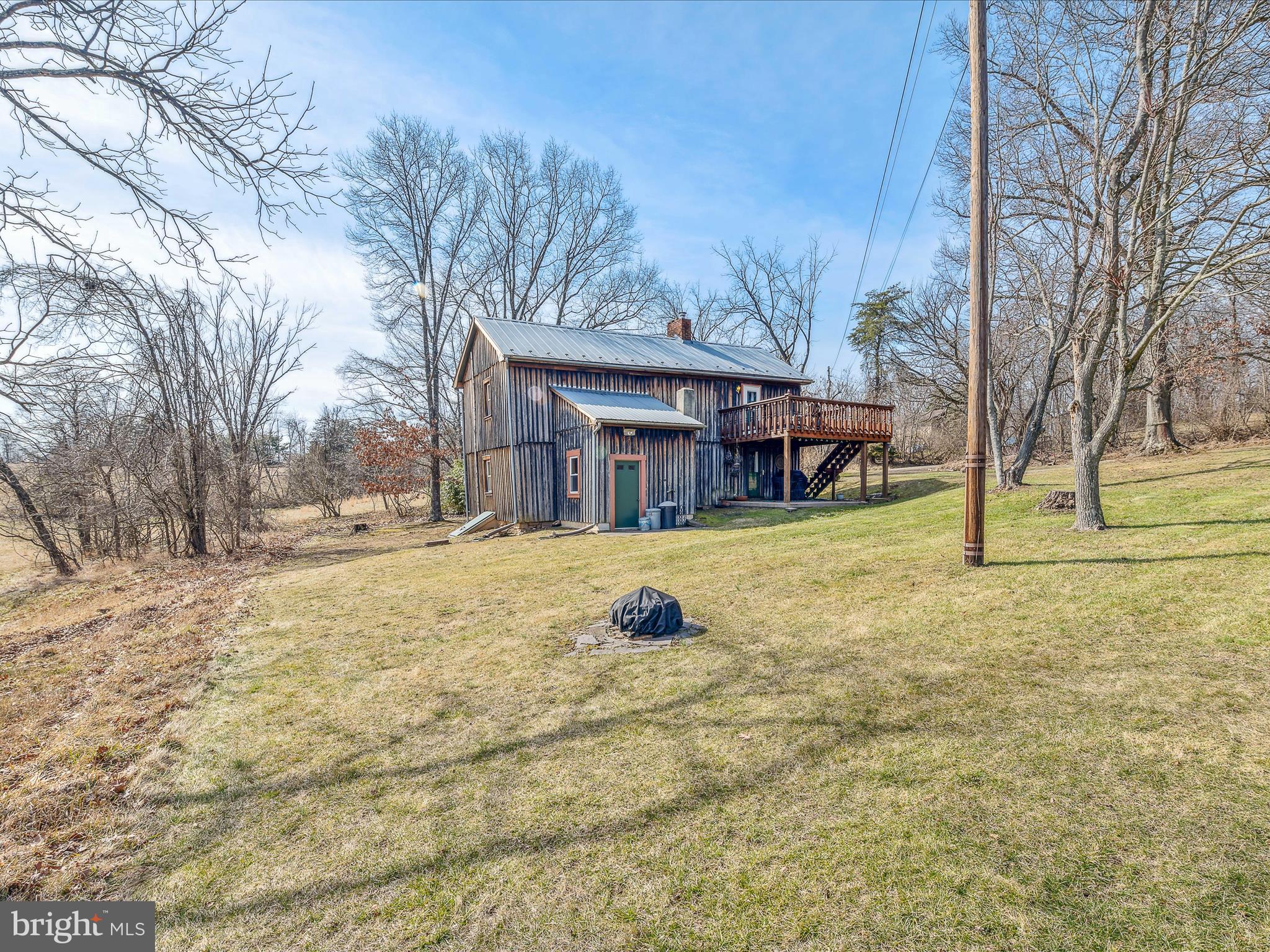 112 Linden Farm Ln