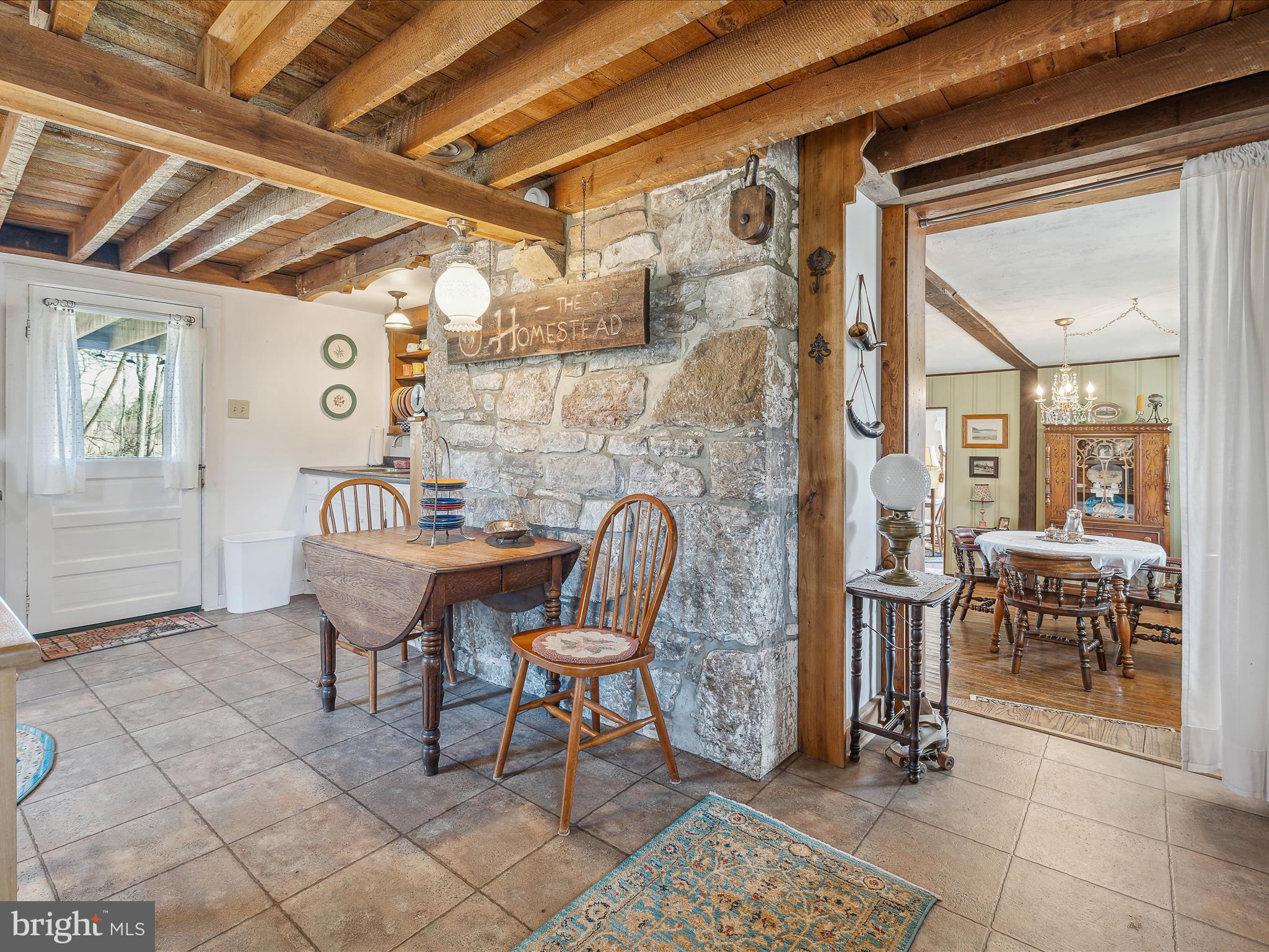 112 Linden Farm Ln