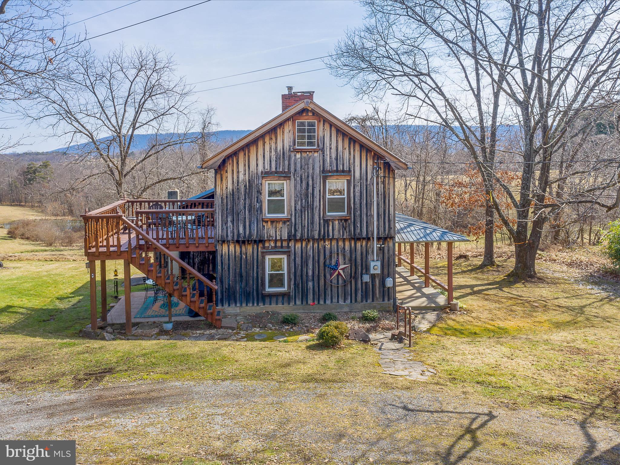 112 Linden Farm Ln
