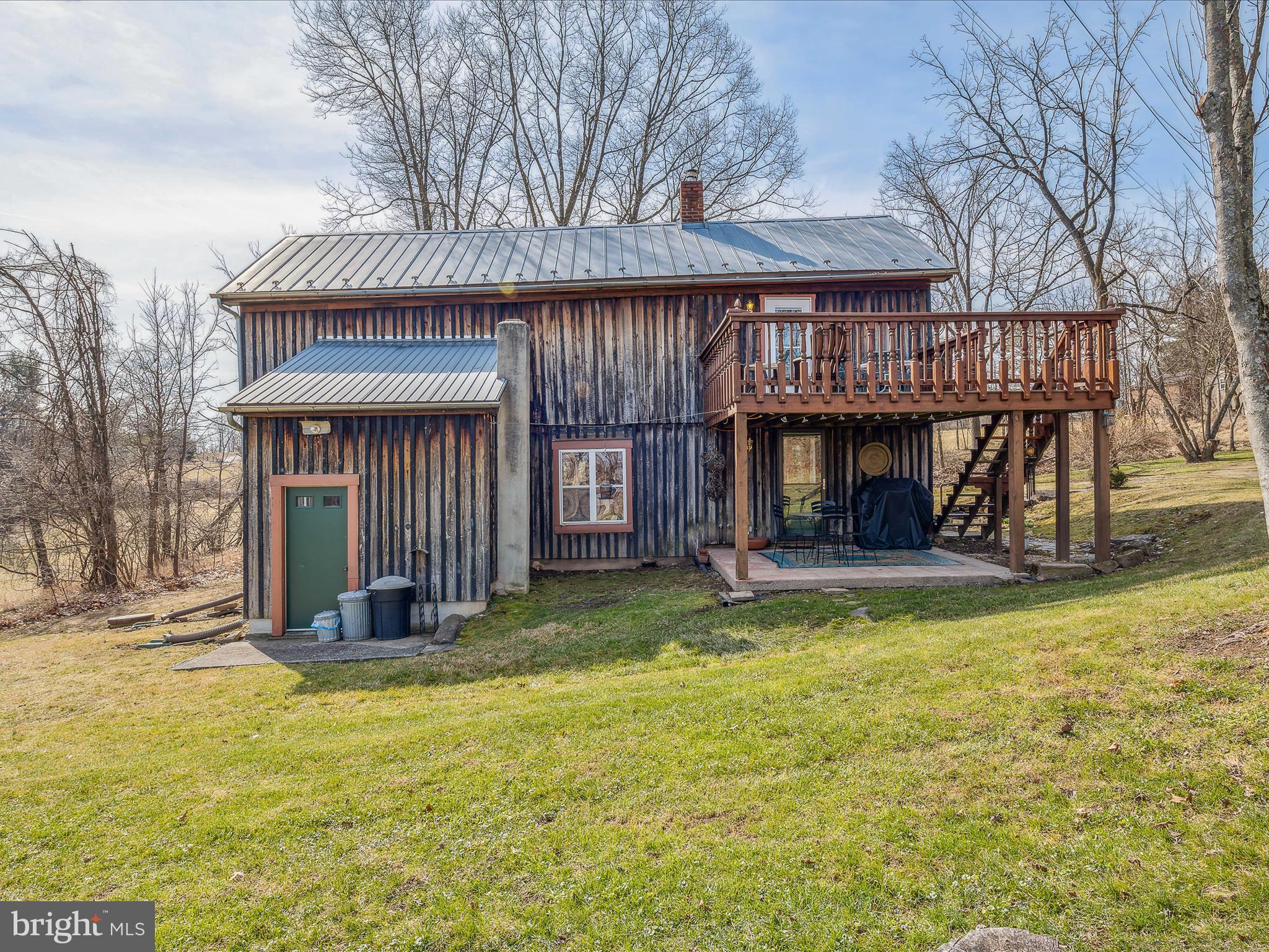 112 Linden Farm Ln