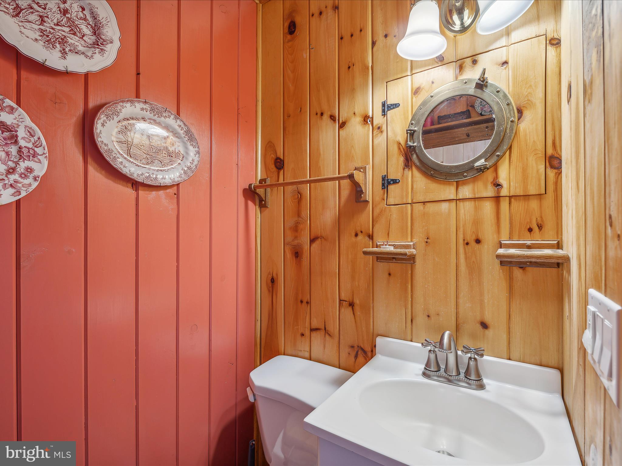 112 Linden Farm Ln