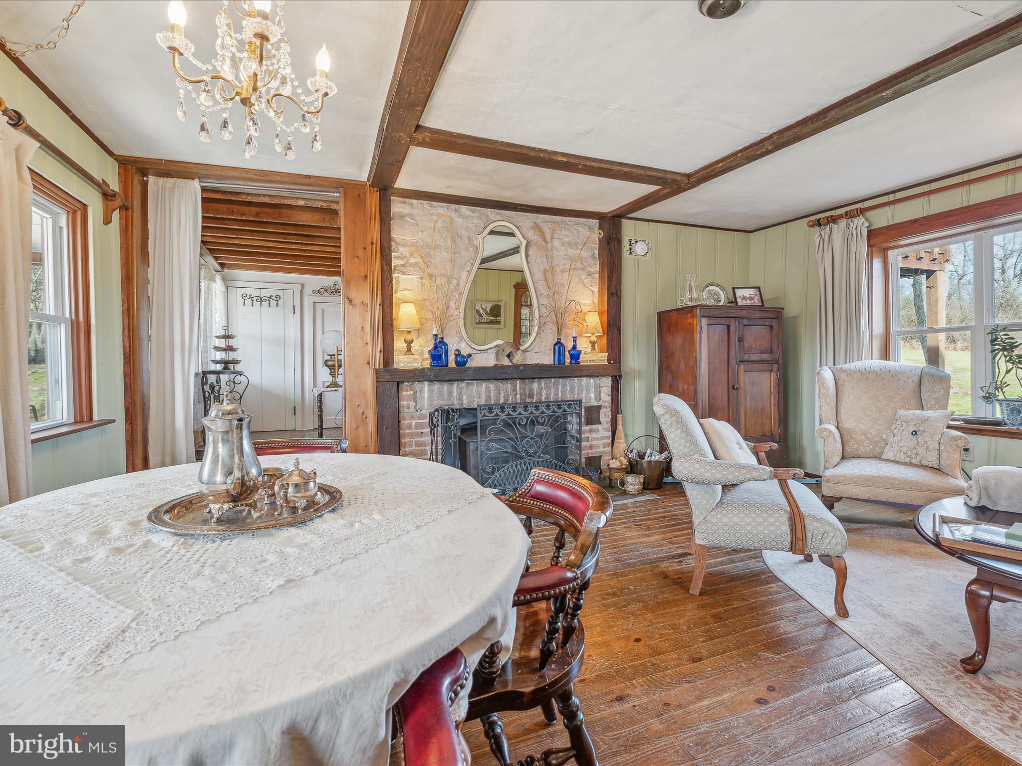 112 Linden Farm Ln