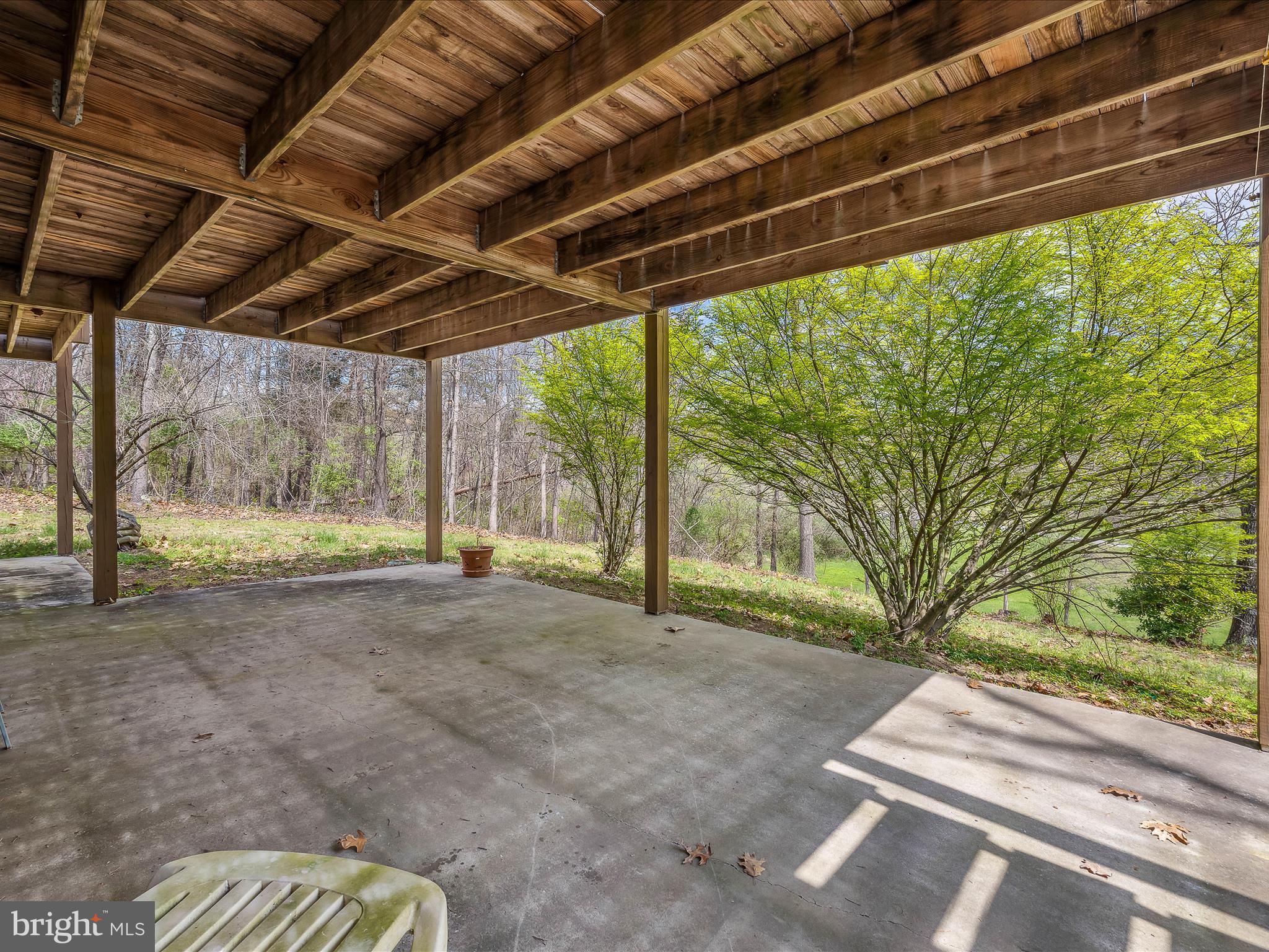 80 Spring Valley Ln