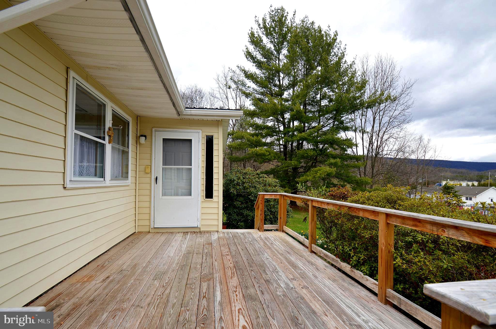 62 Spiceberry Ln
