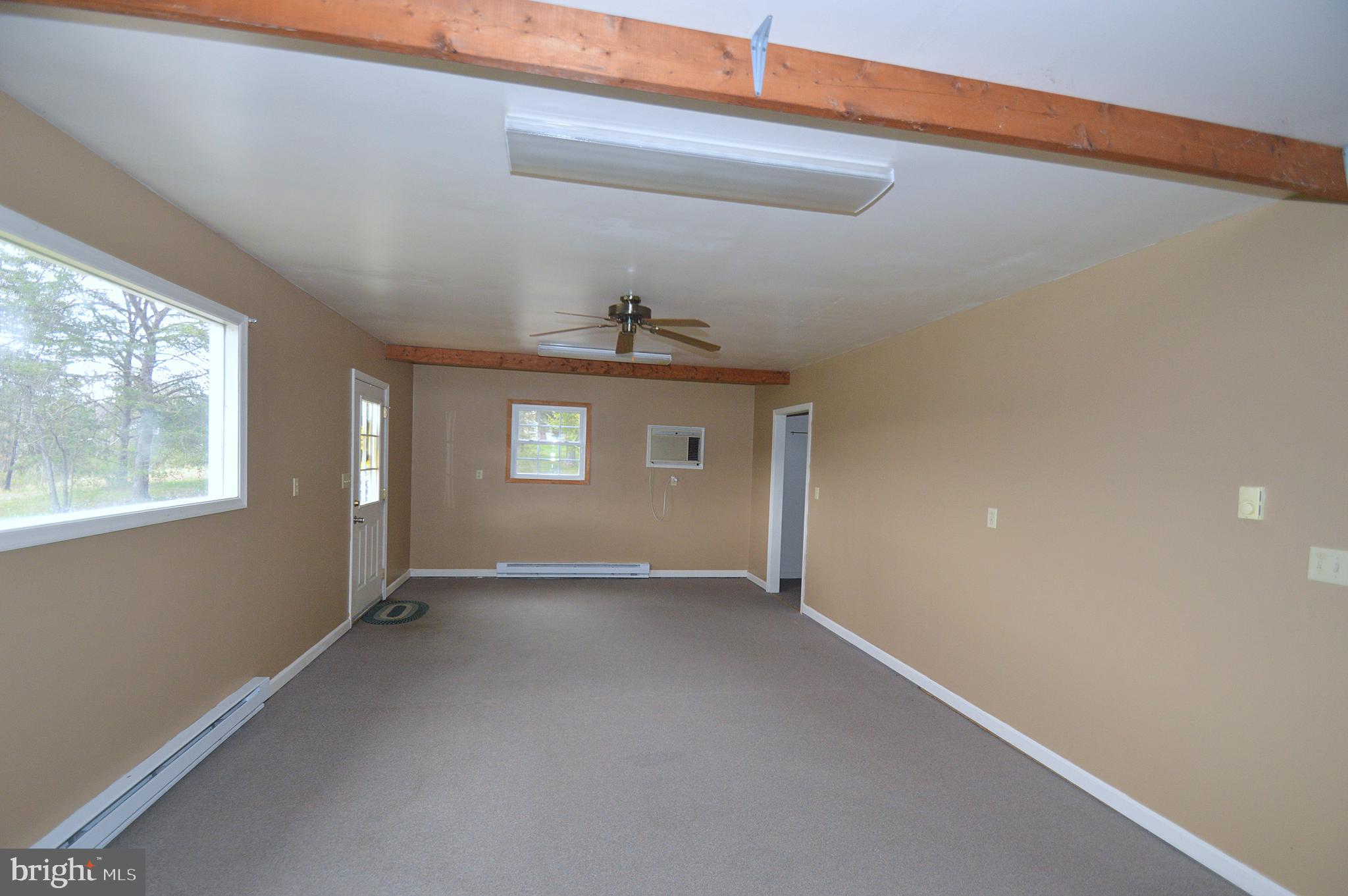 62 Spiceberry Ln