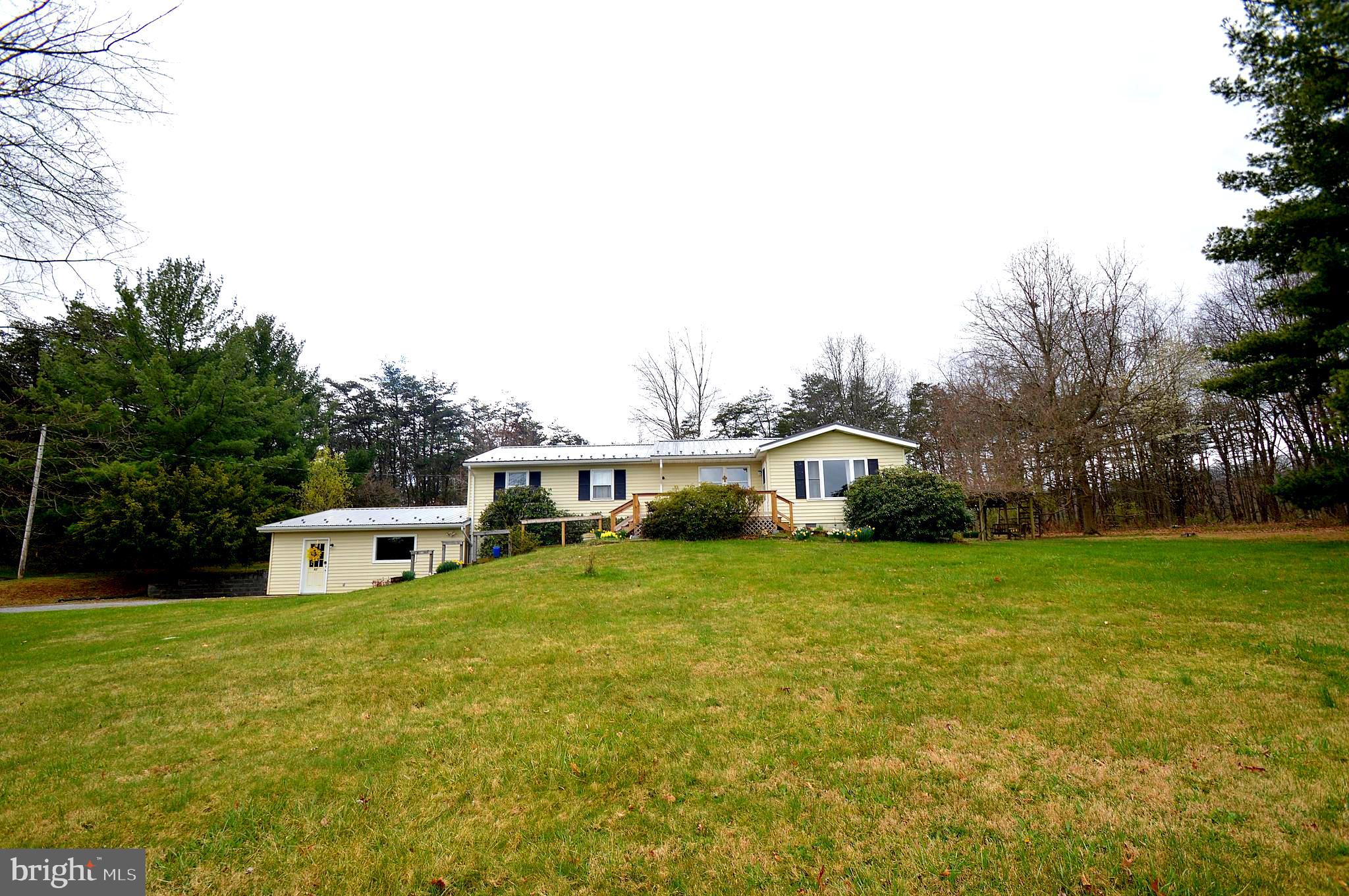 62 Spiceberry Ln