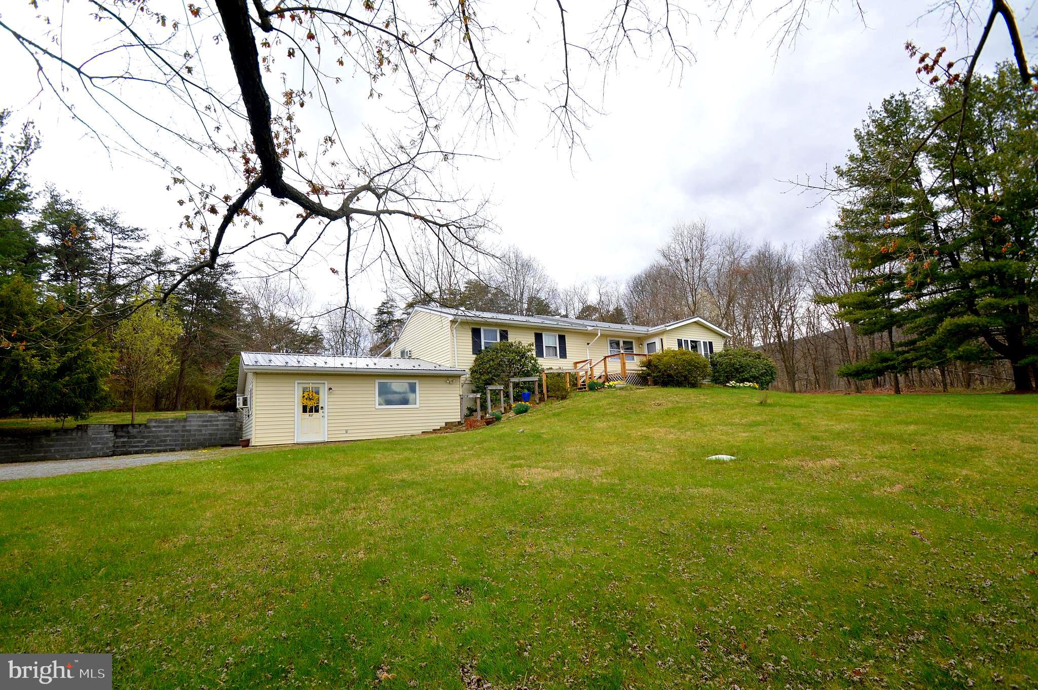 62 Spiceberry Ln
