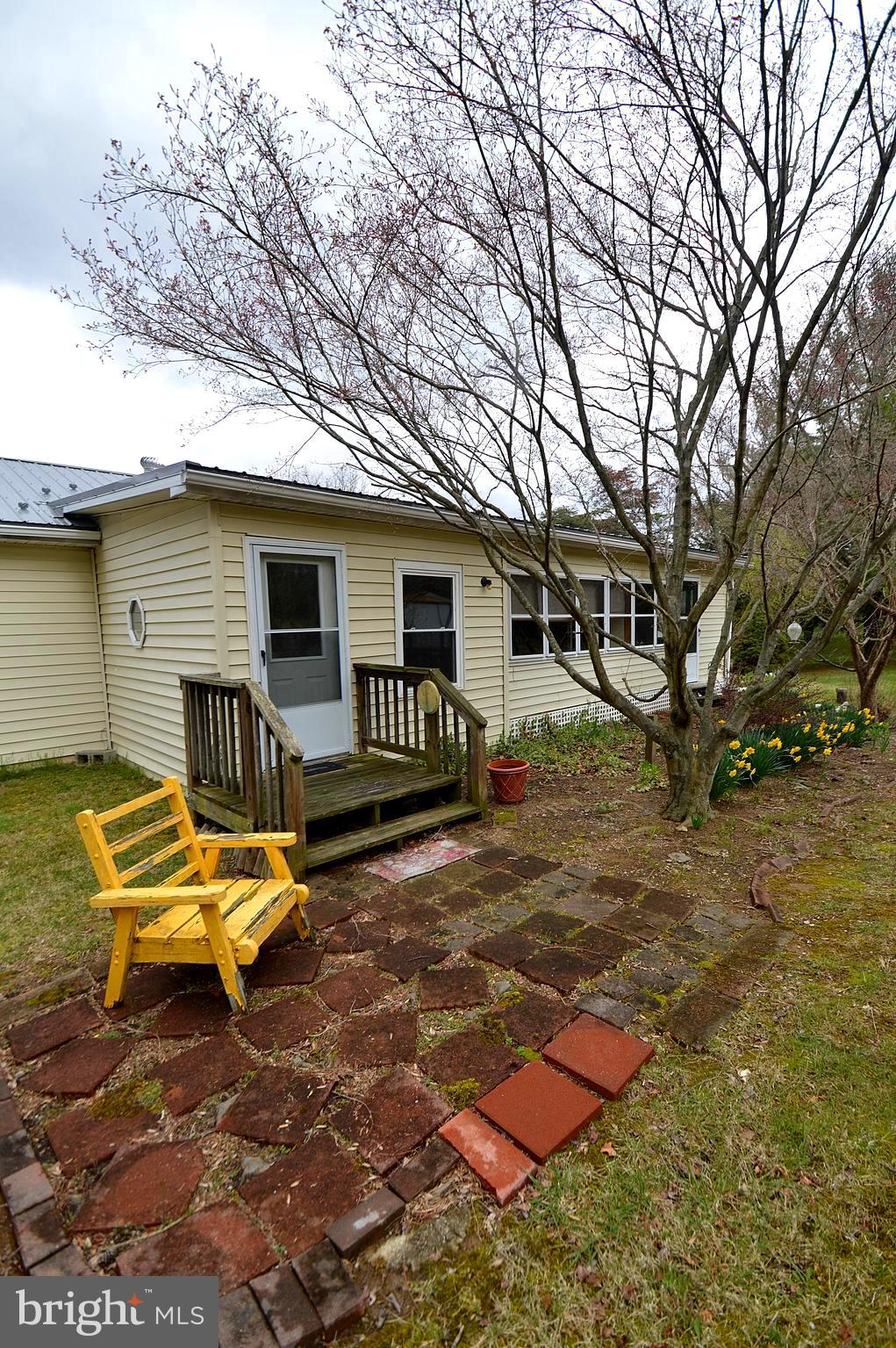 62 Spiceberry Ln