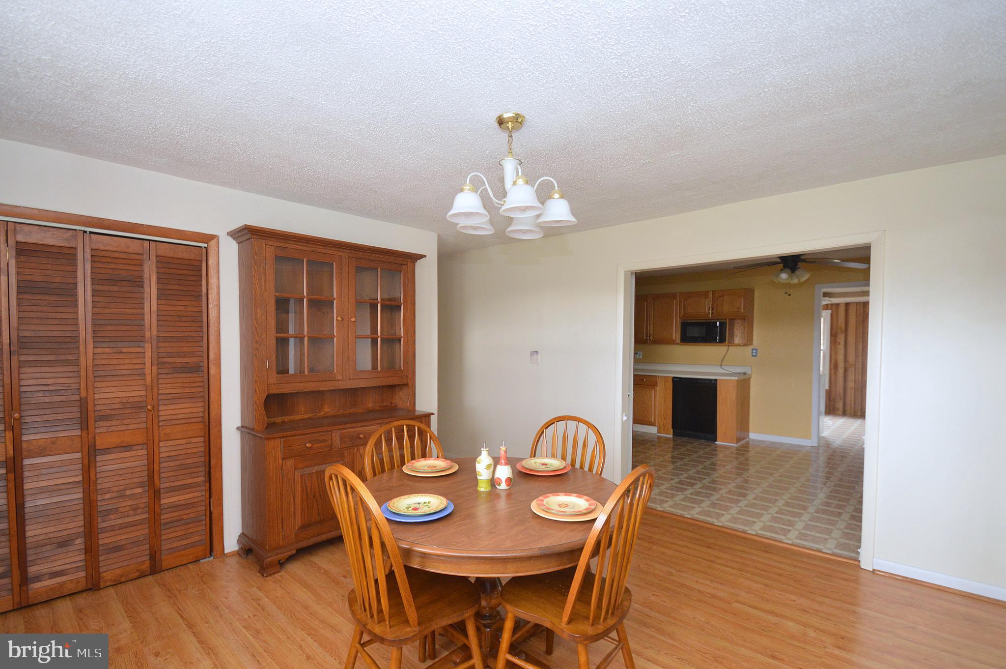 62 Spiceberry Ln
