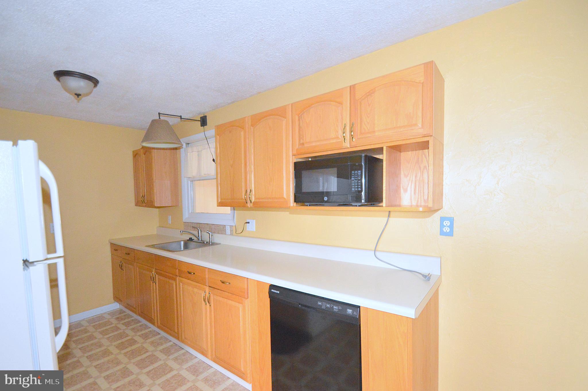 62 Spiceberry Ln