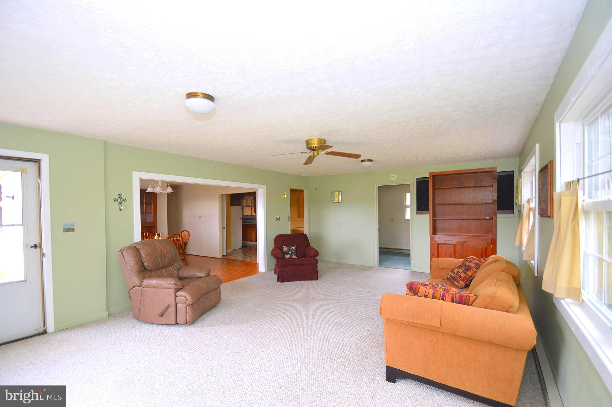 62 Spiceberry Ln