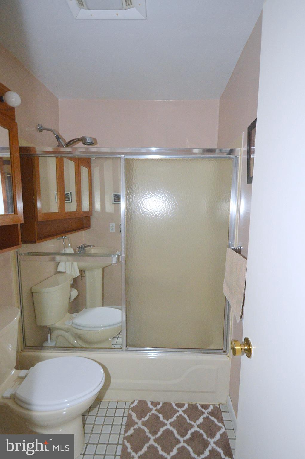 62 Spiceberry Ln