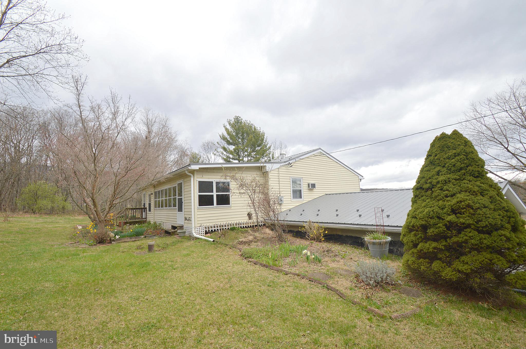 62 Spiceberry Ln