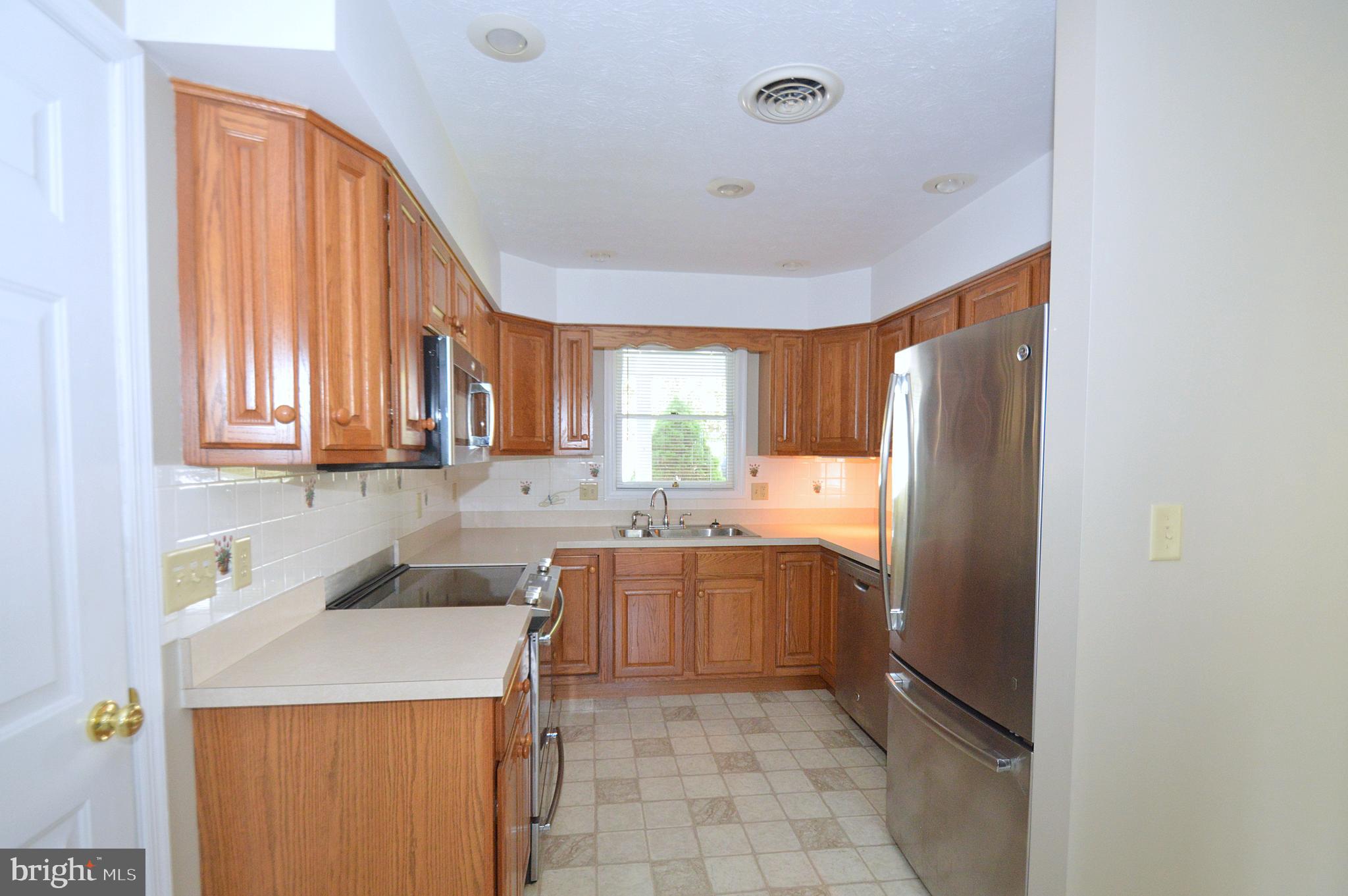 40 Garden Dr