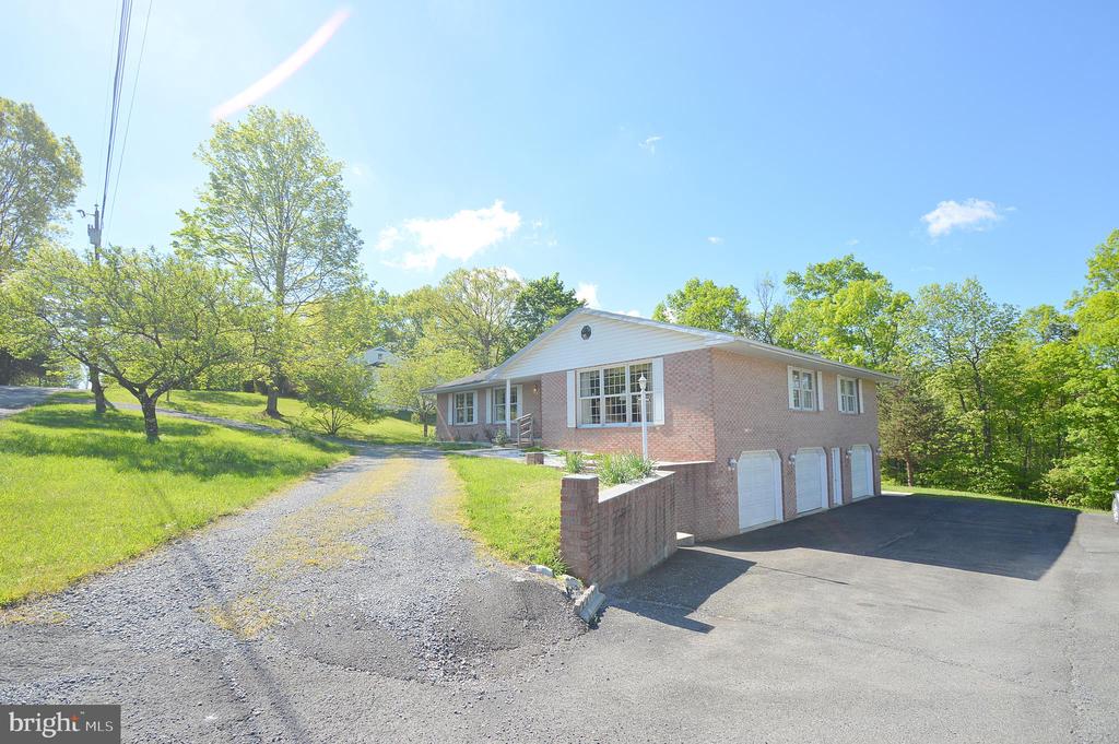 130 Merrywoods Dr
