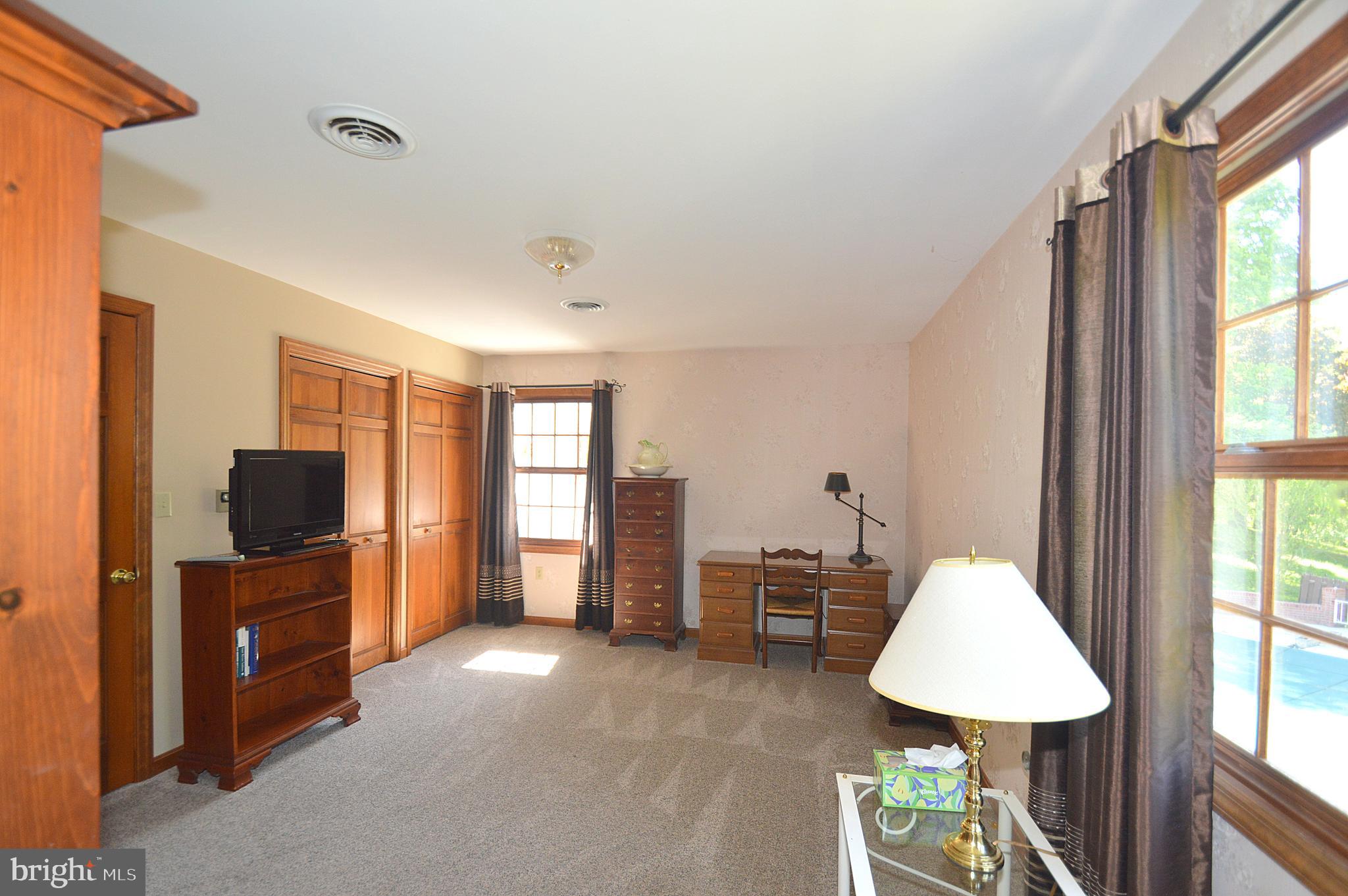 130 Merrywoods Dr