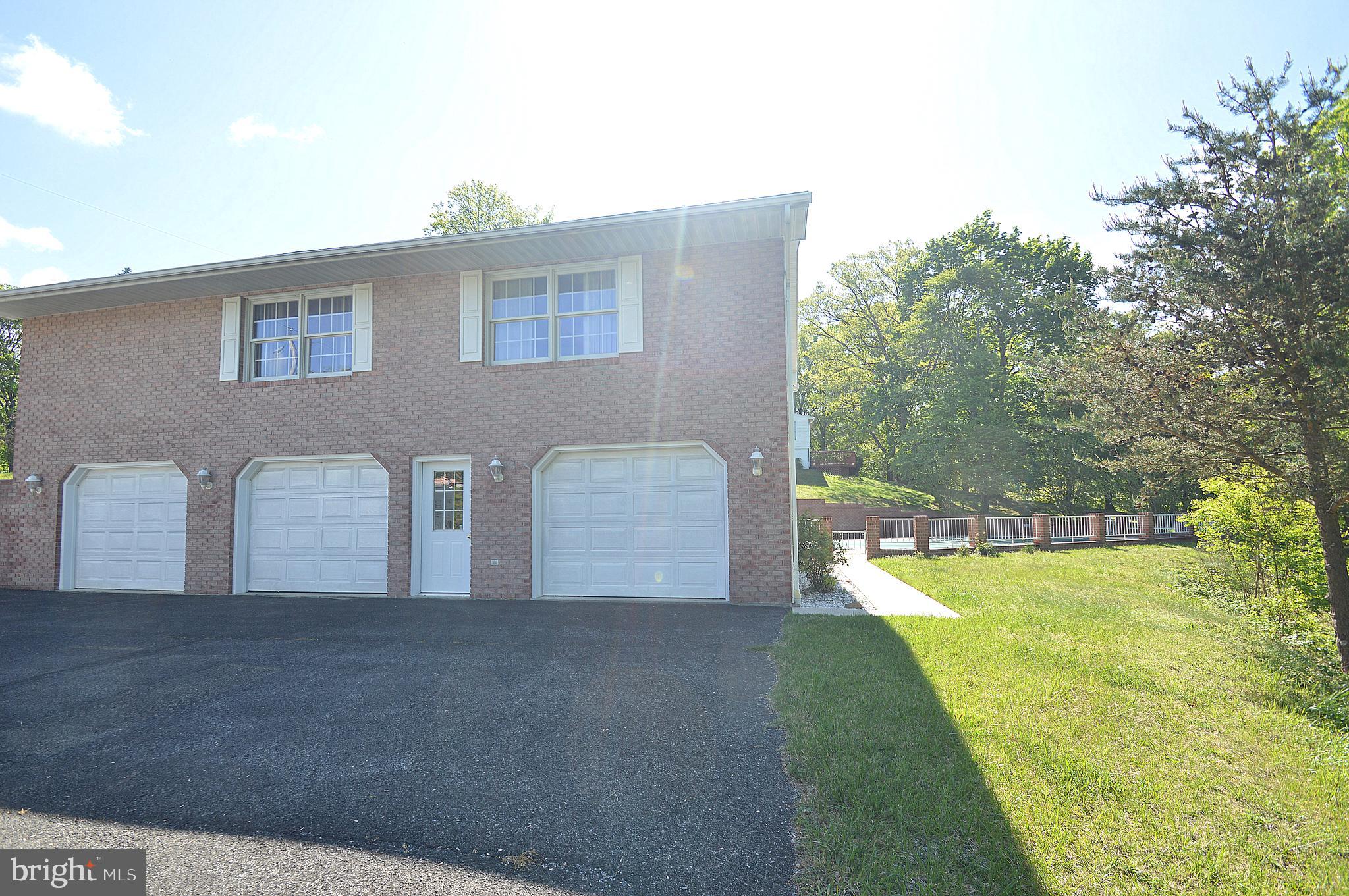 130 Merrywoods Dr