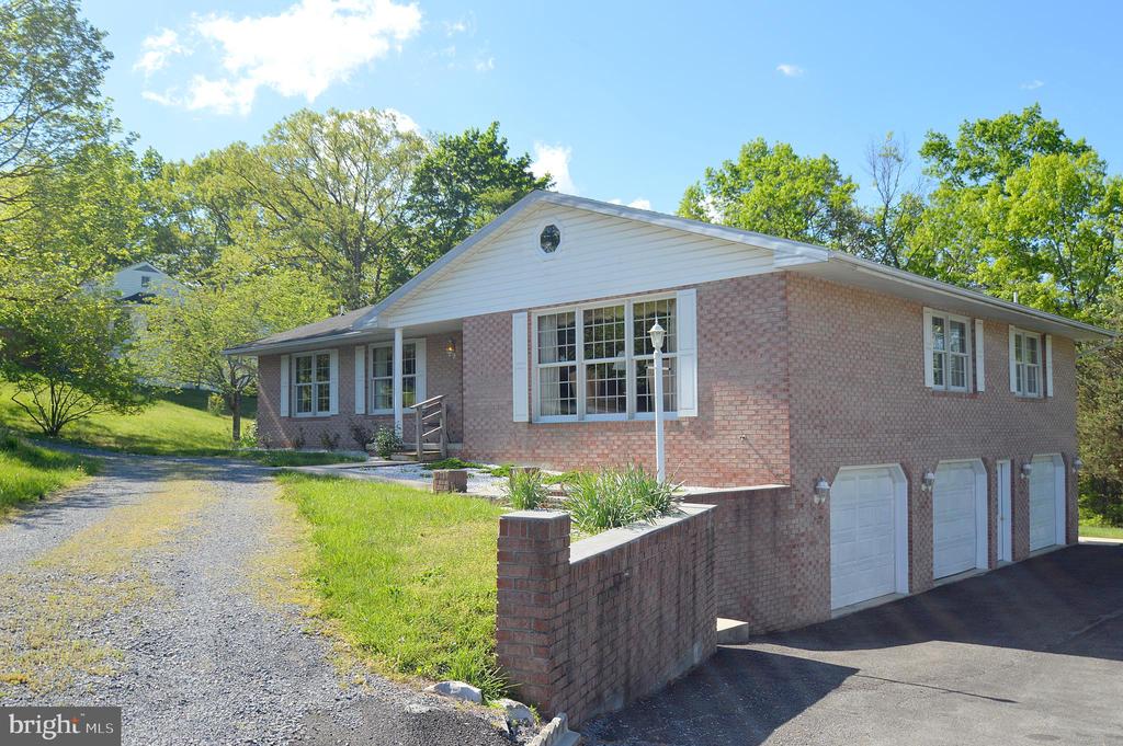 130 Merrywoods Dr
