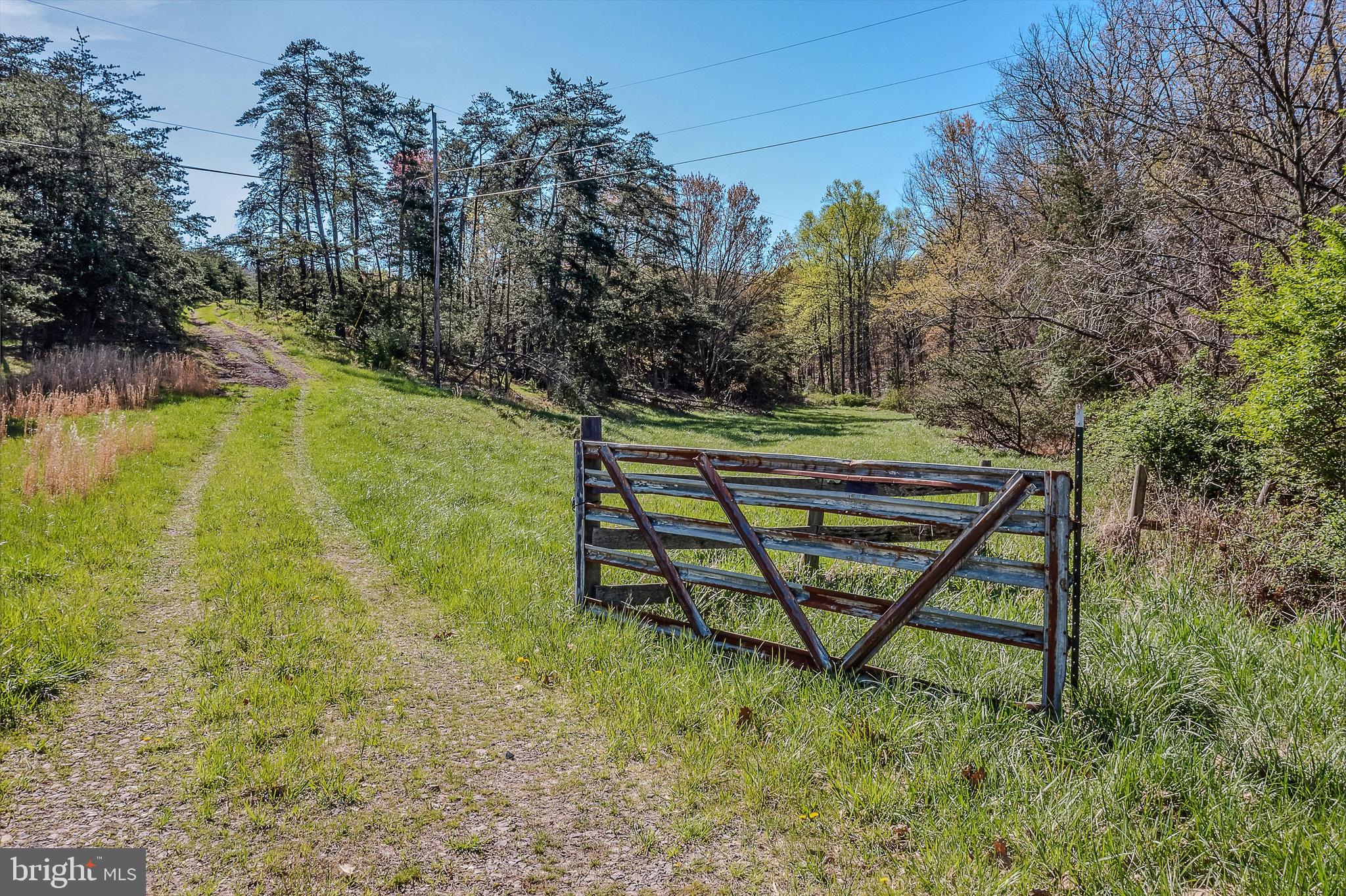 Mauzy Road