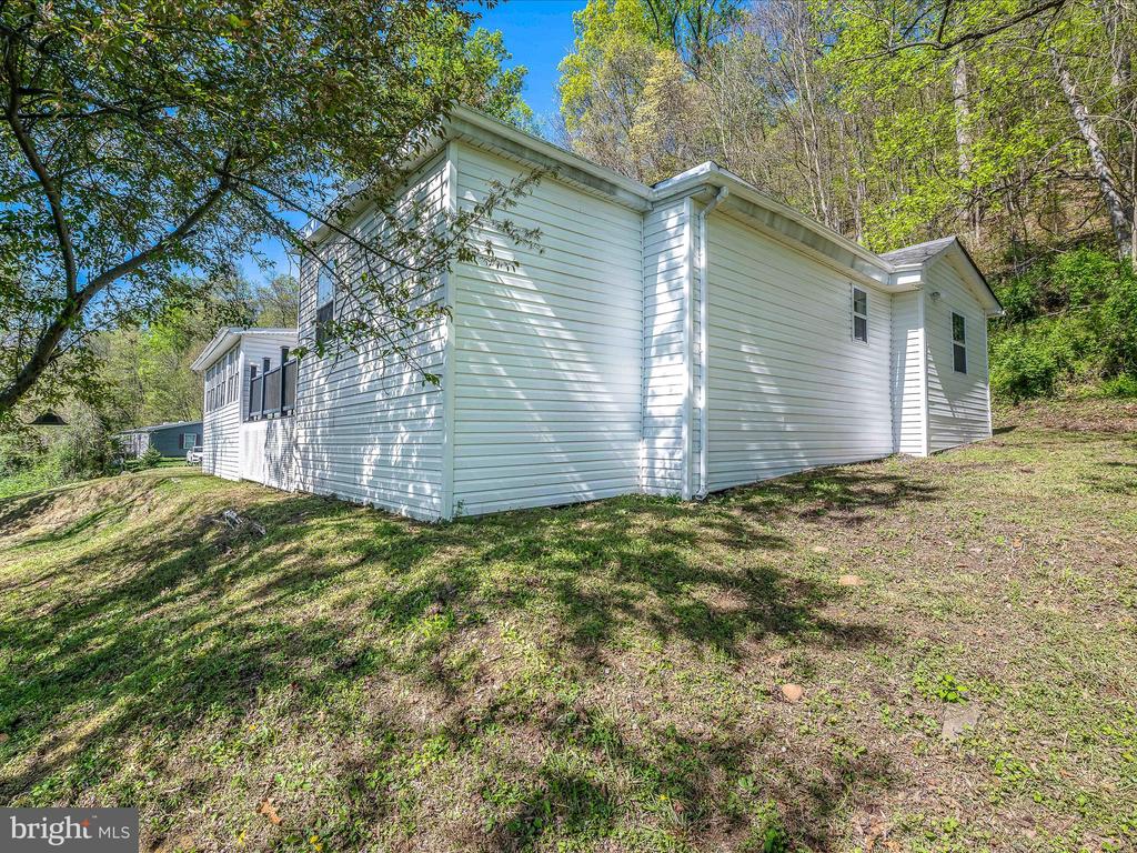 236 John Street