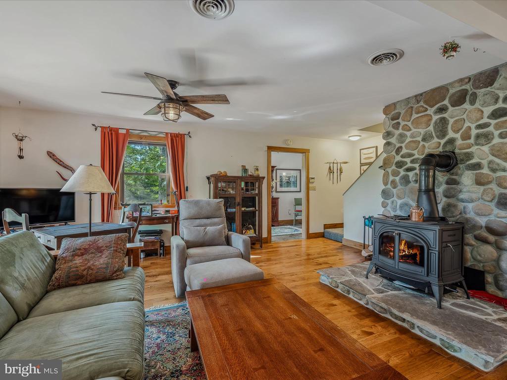 126 Old Mill Manor Ct
