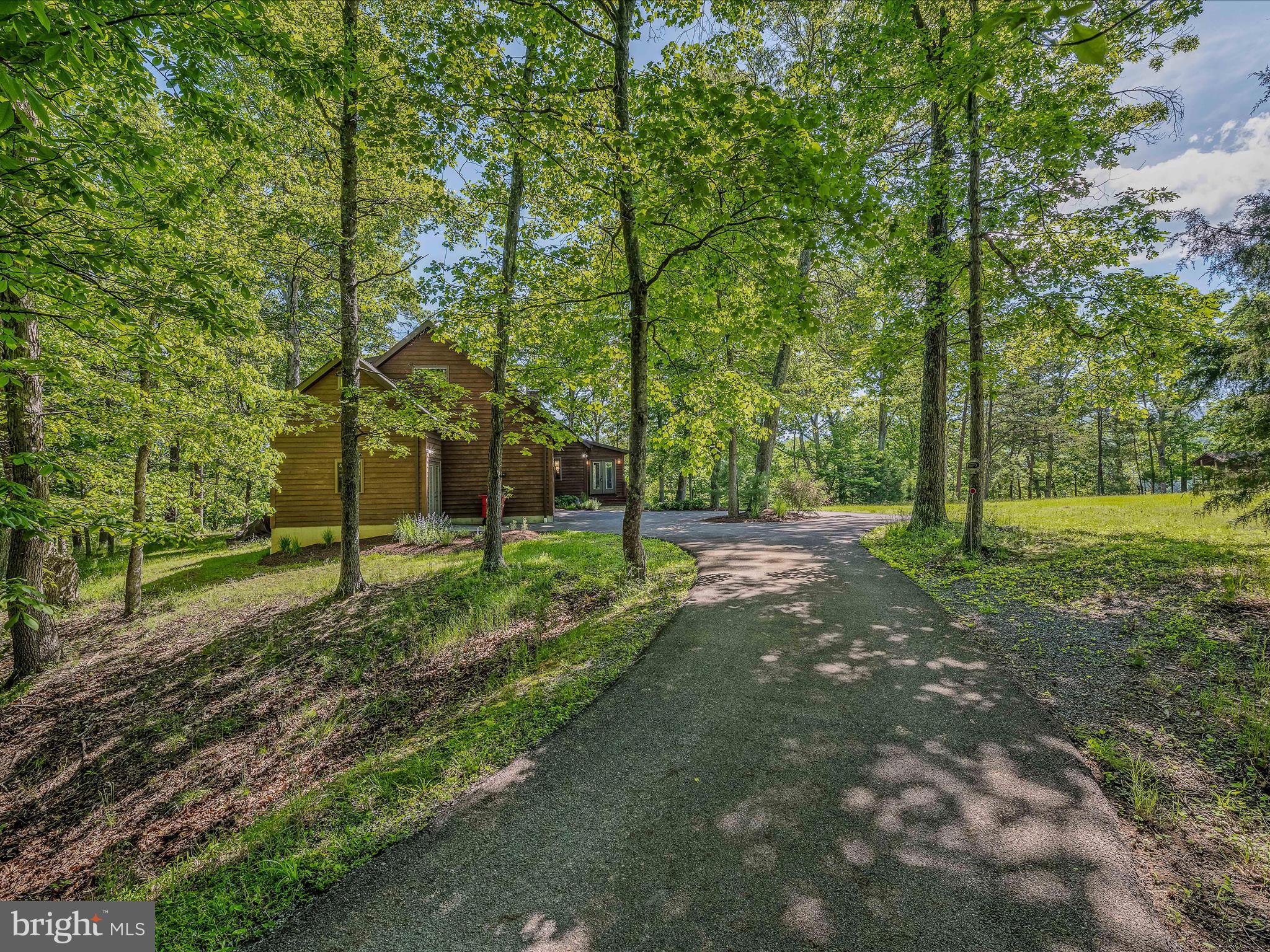 126 Old Mill Manor Ct