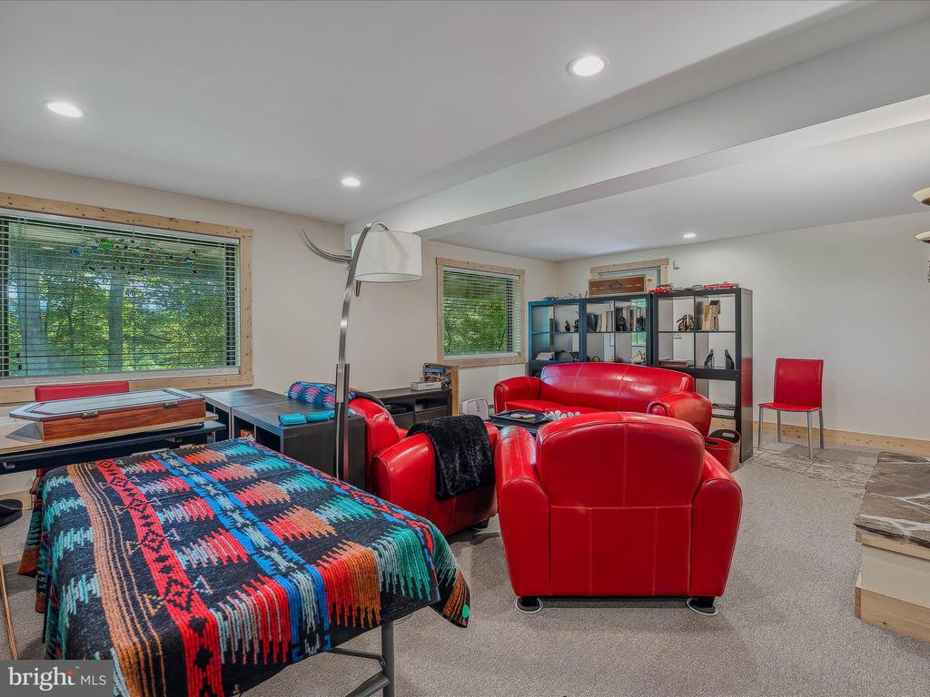 126 Old Mill Manor Ct