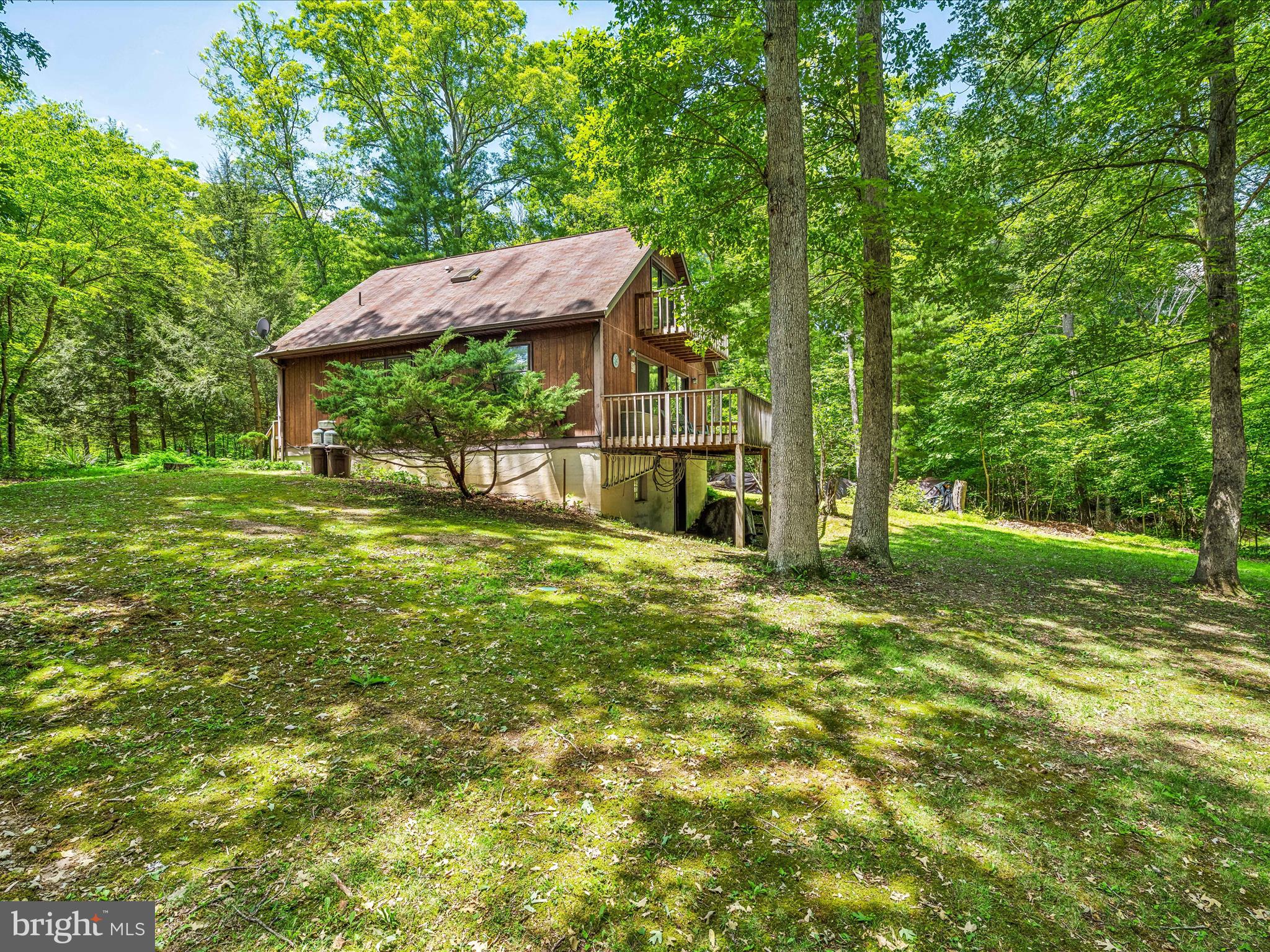 98 Nightshade Ln