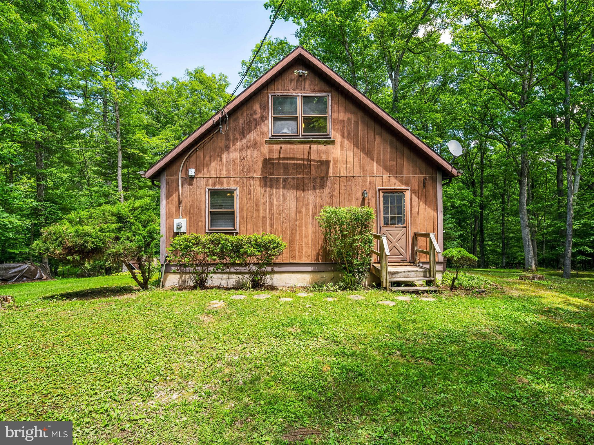 98 Nightshade Ln