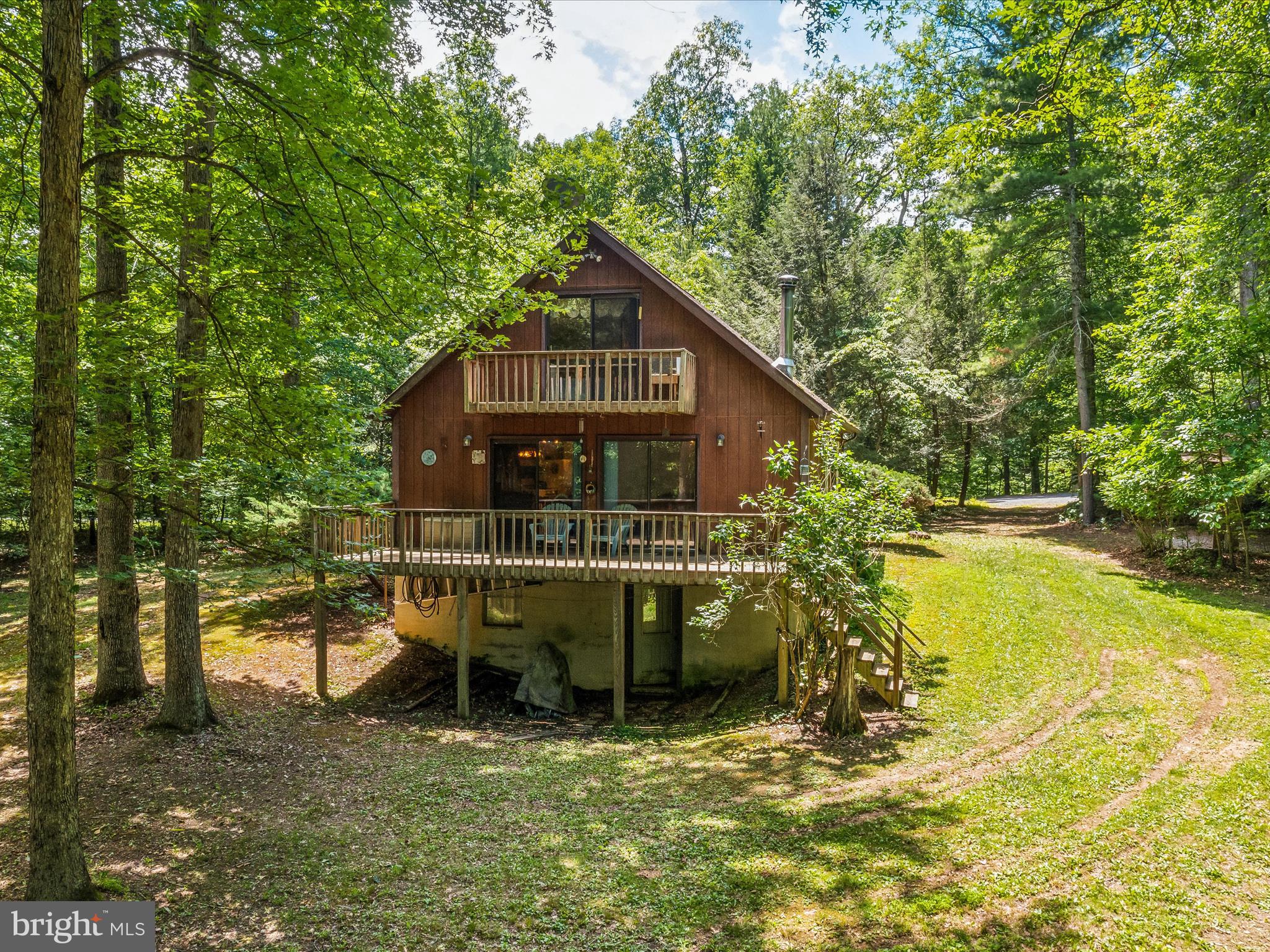 98 Nightshade Ln