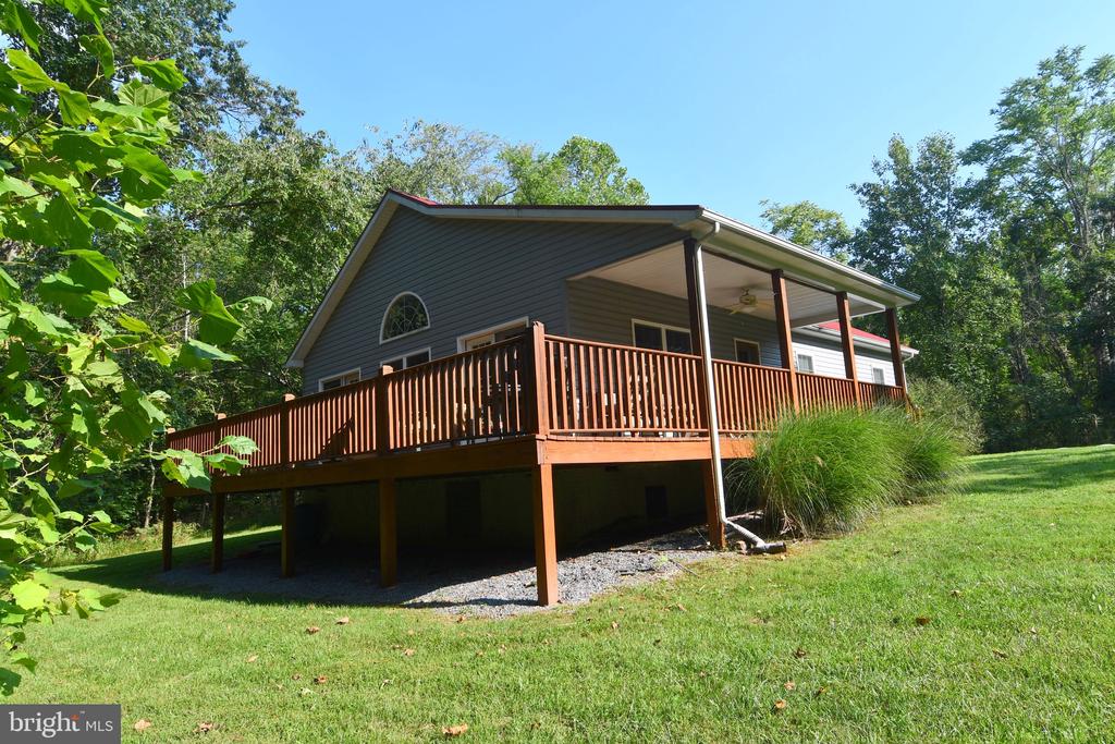 448 Foggy Bottom Ln