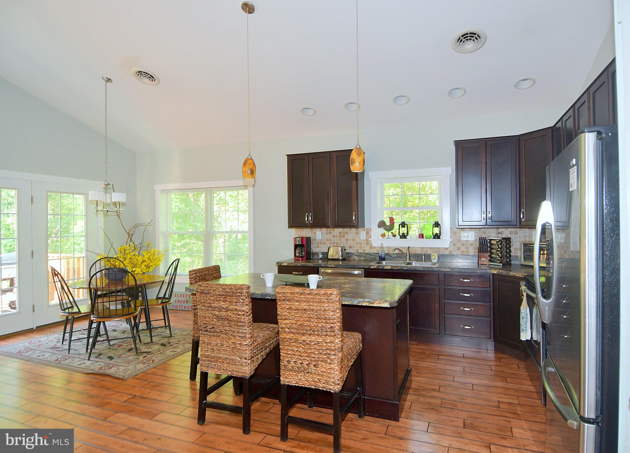 448 Foggy Bottom Ln
