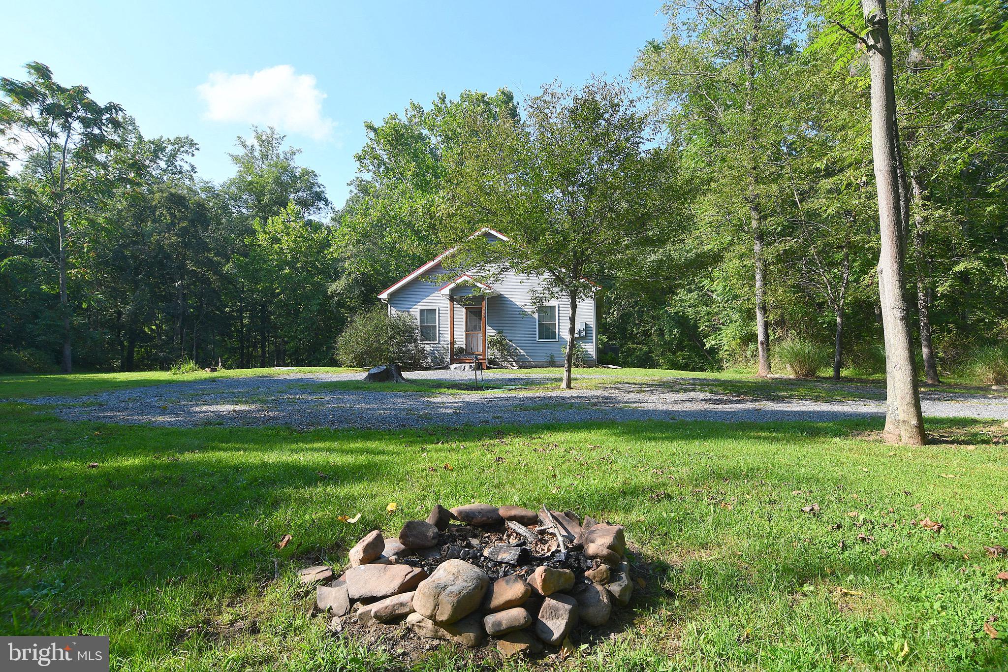 448 Foggy Bottom Ln